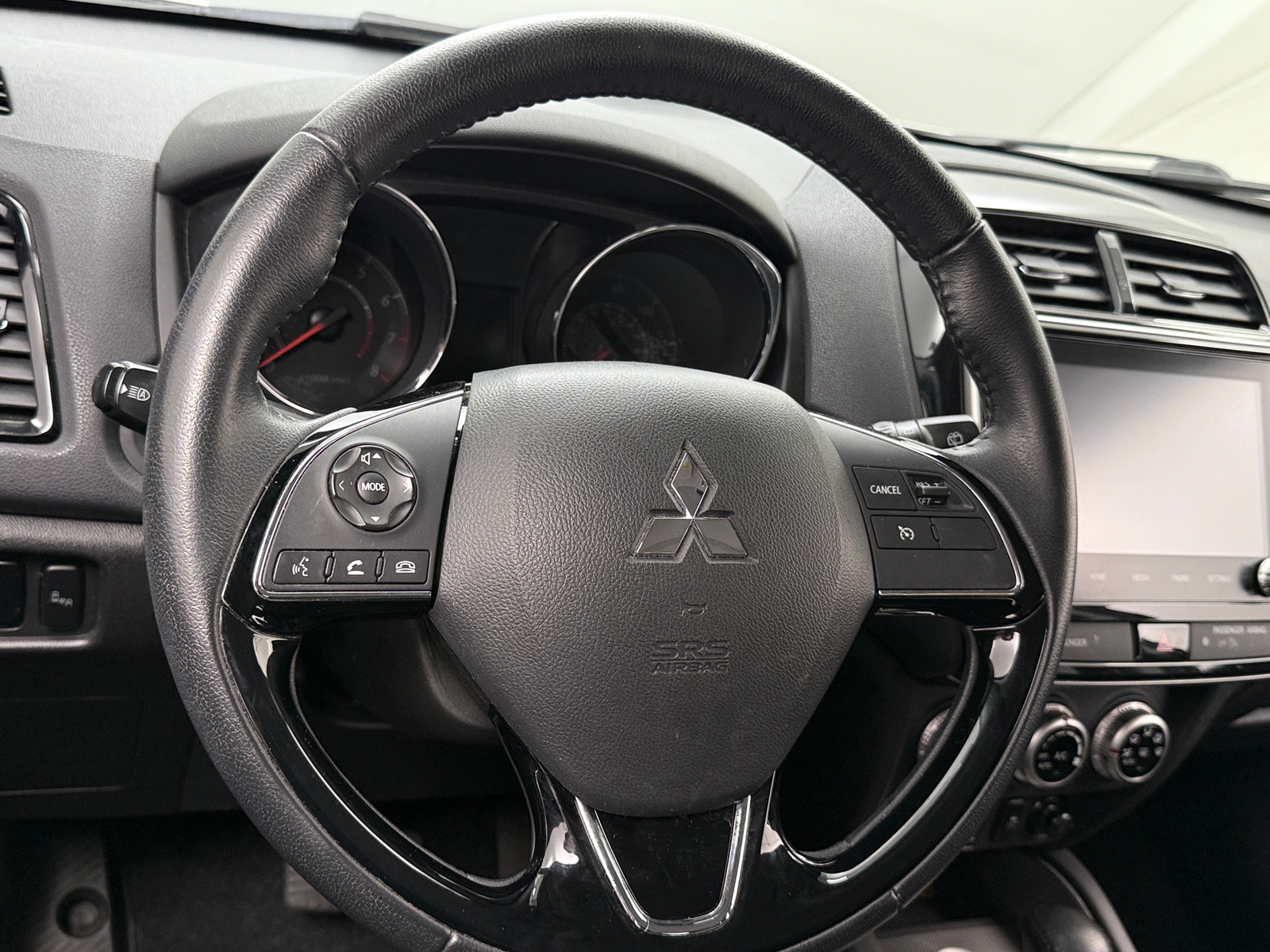 Thumbnail: 2020 Mitsubishi Outlander Sport - 5
