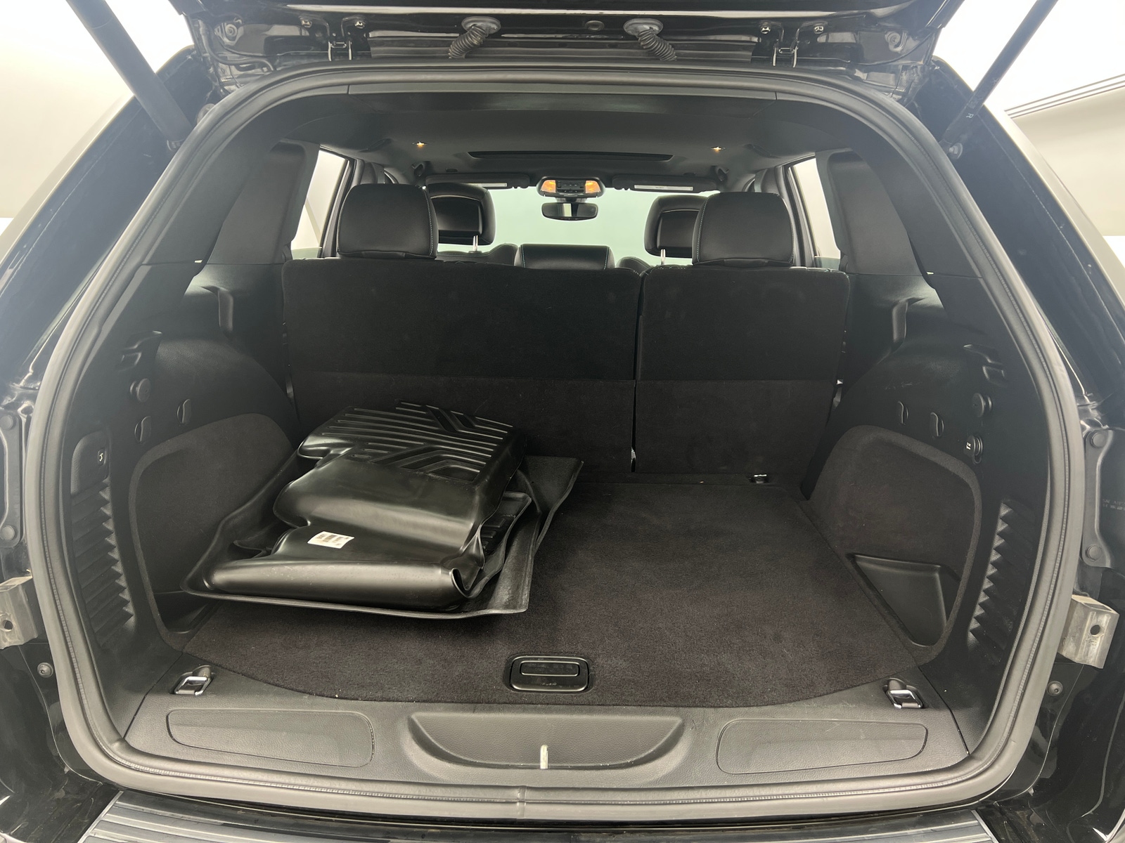 Thumbnail: 2018 Jeep Grand Cherokee - 6