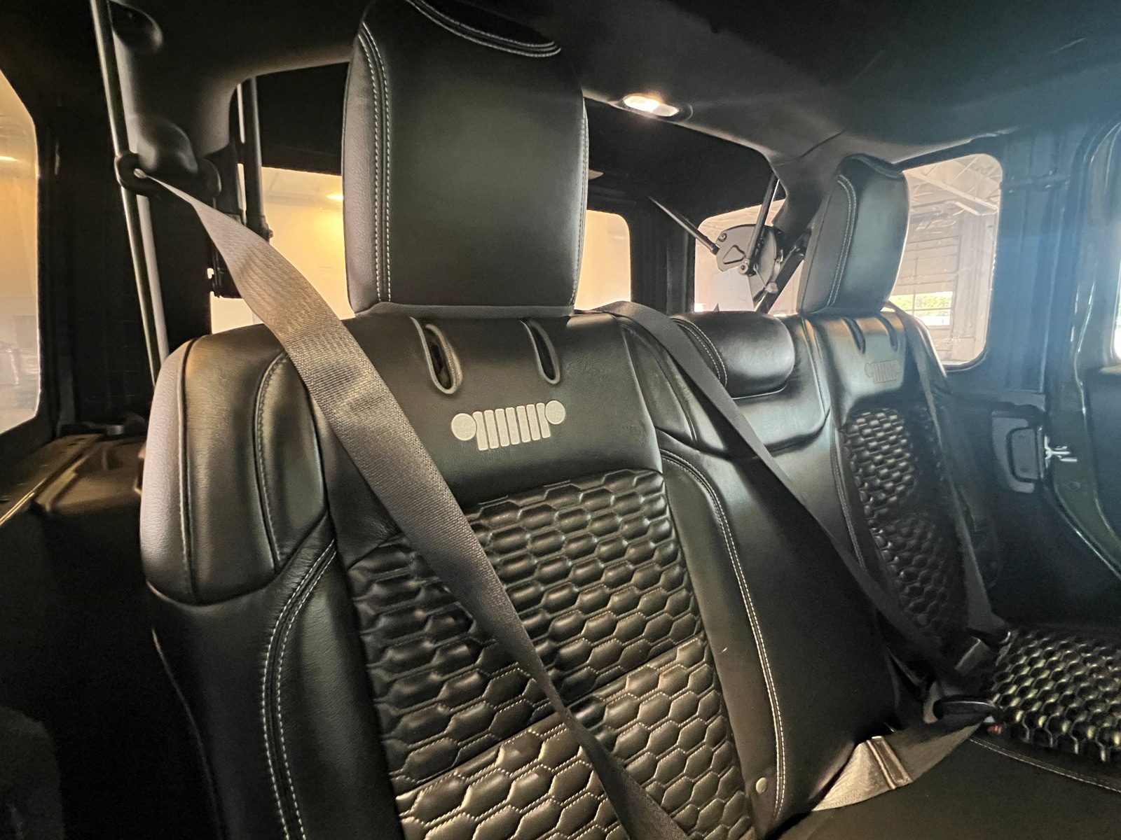 Thumbnail: 2021 Jeep Wrangler - 5