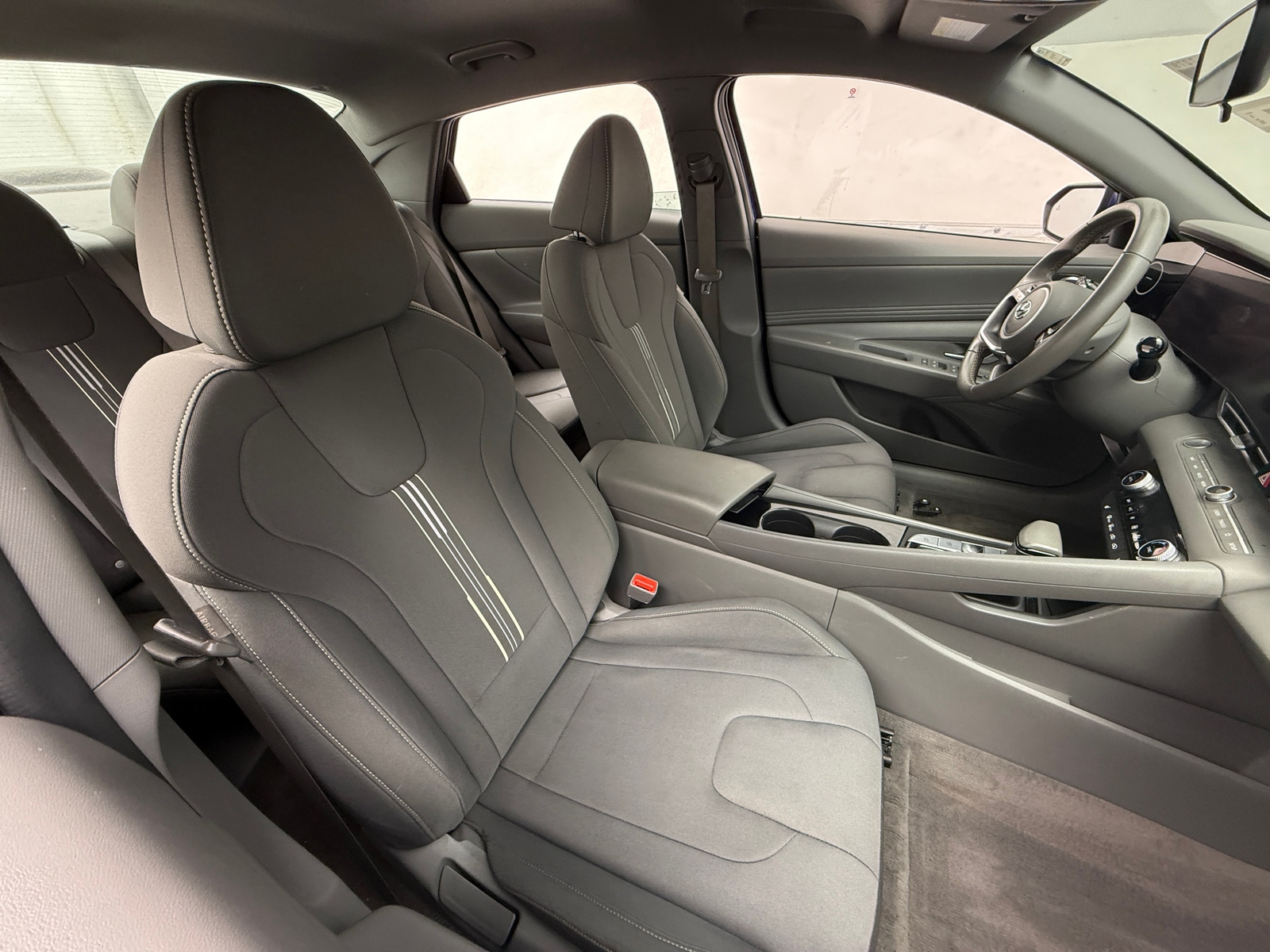 Thumbnail: 2023 Hyundai Elantra - 2