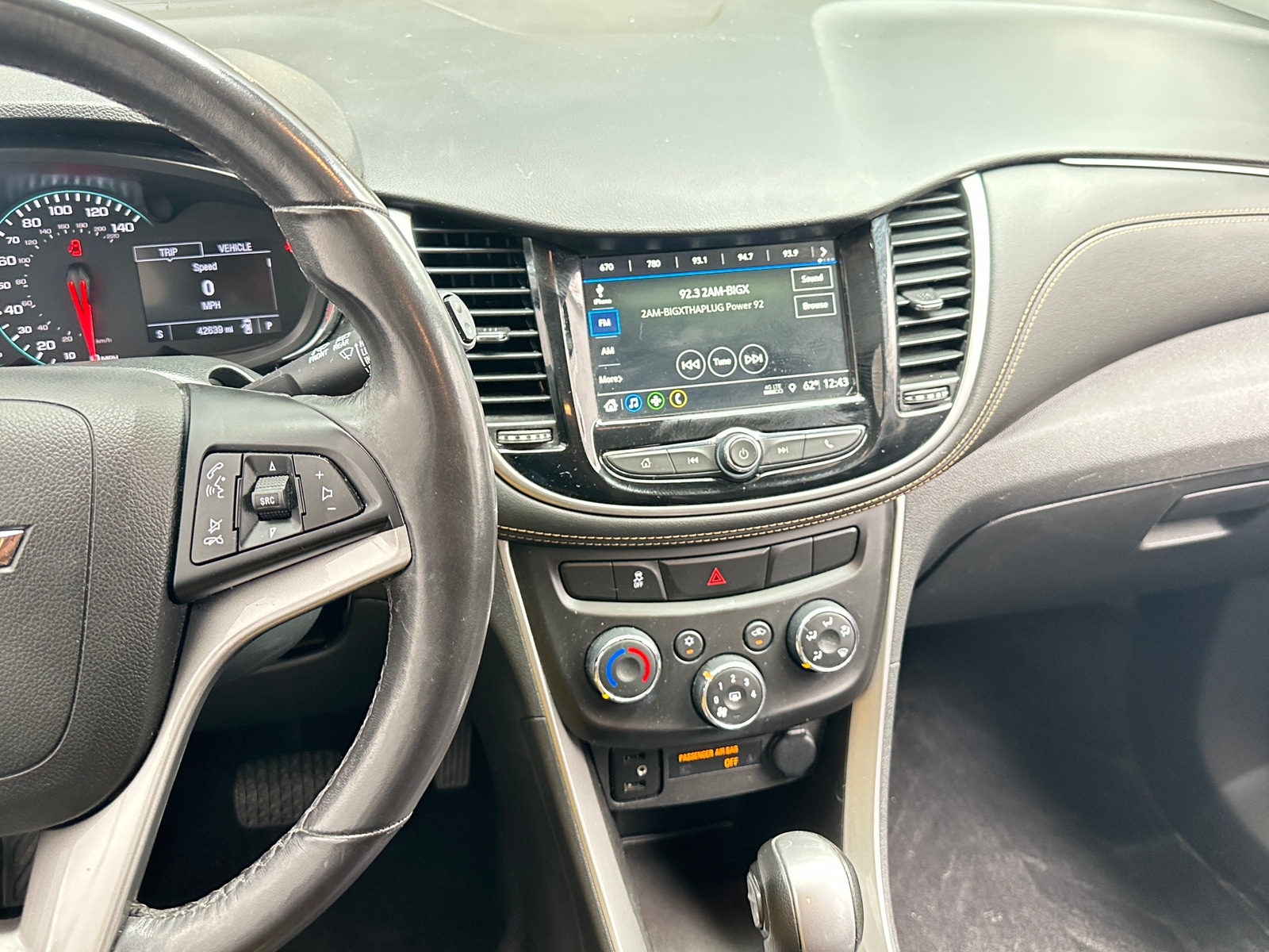 Thumbnail: 2019 Chevrolet Trax - 3