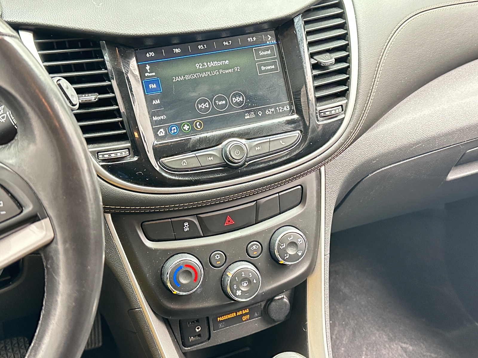 Thumbnail: 2019 Chevrolet Trax - 4