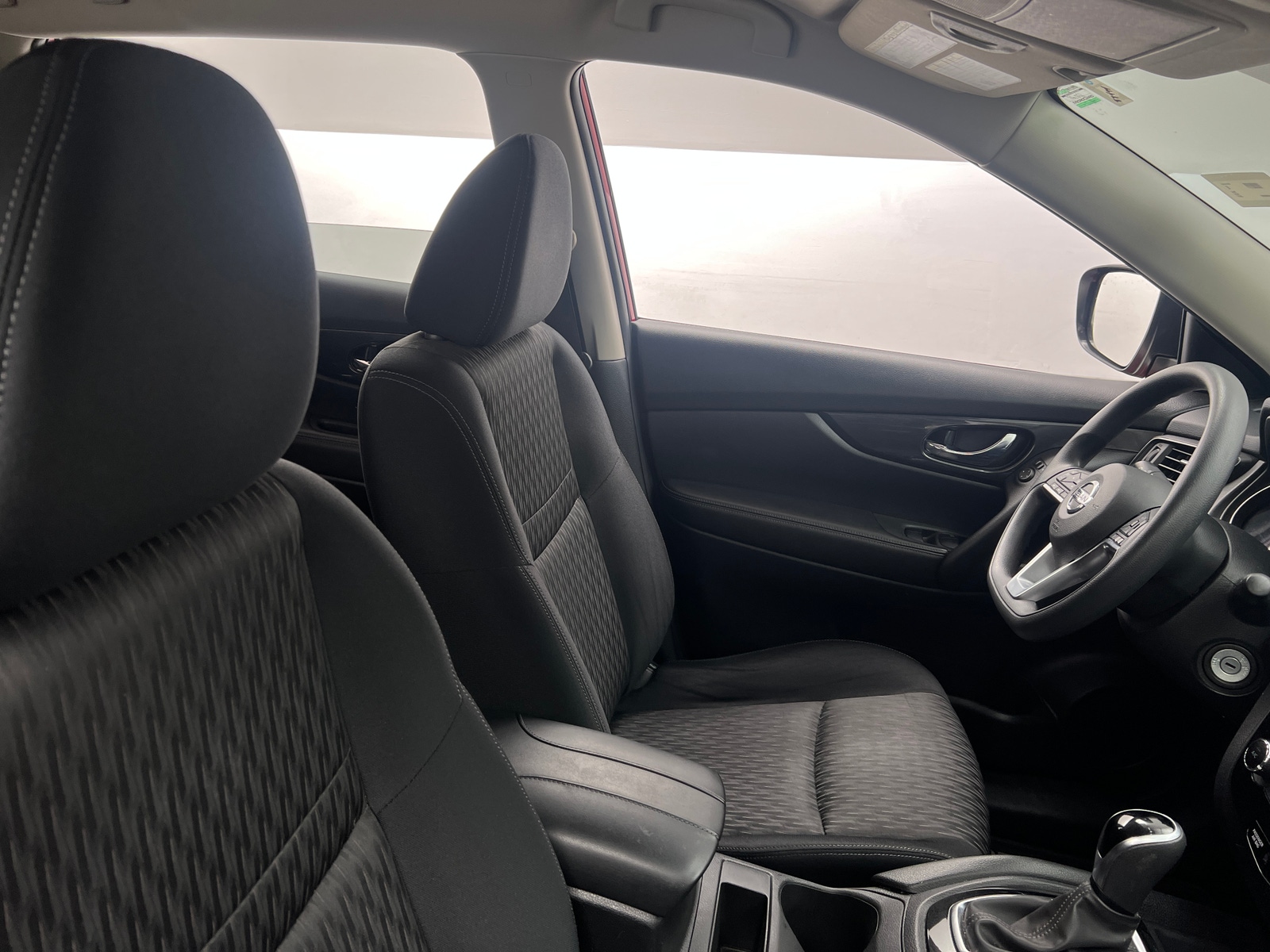 Thumbnail: 2017 Nissan Rogue - 2