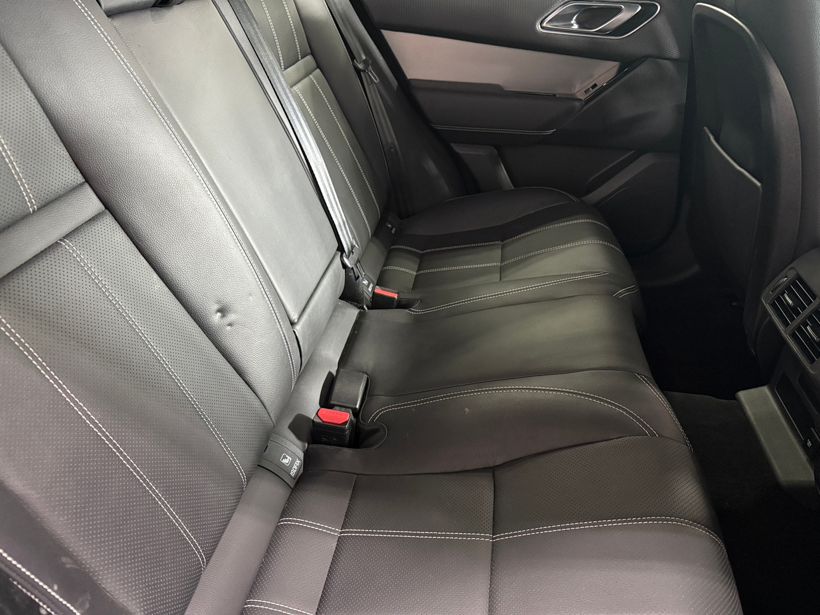 Thumbnail: 2021 Land Rover Range Rover Velar - 5