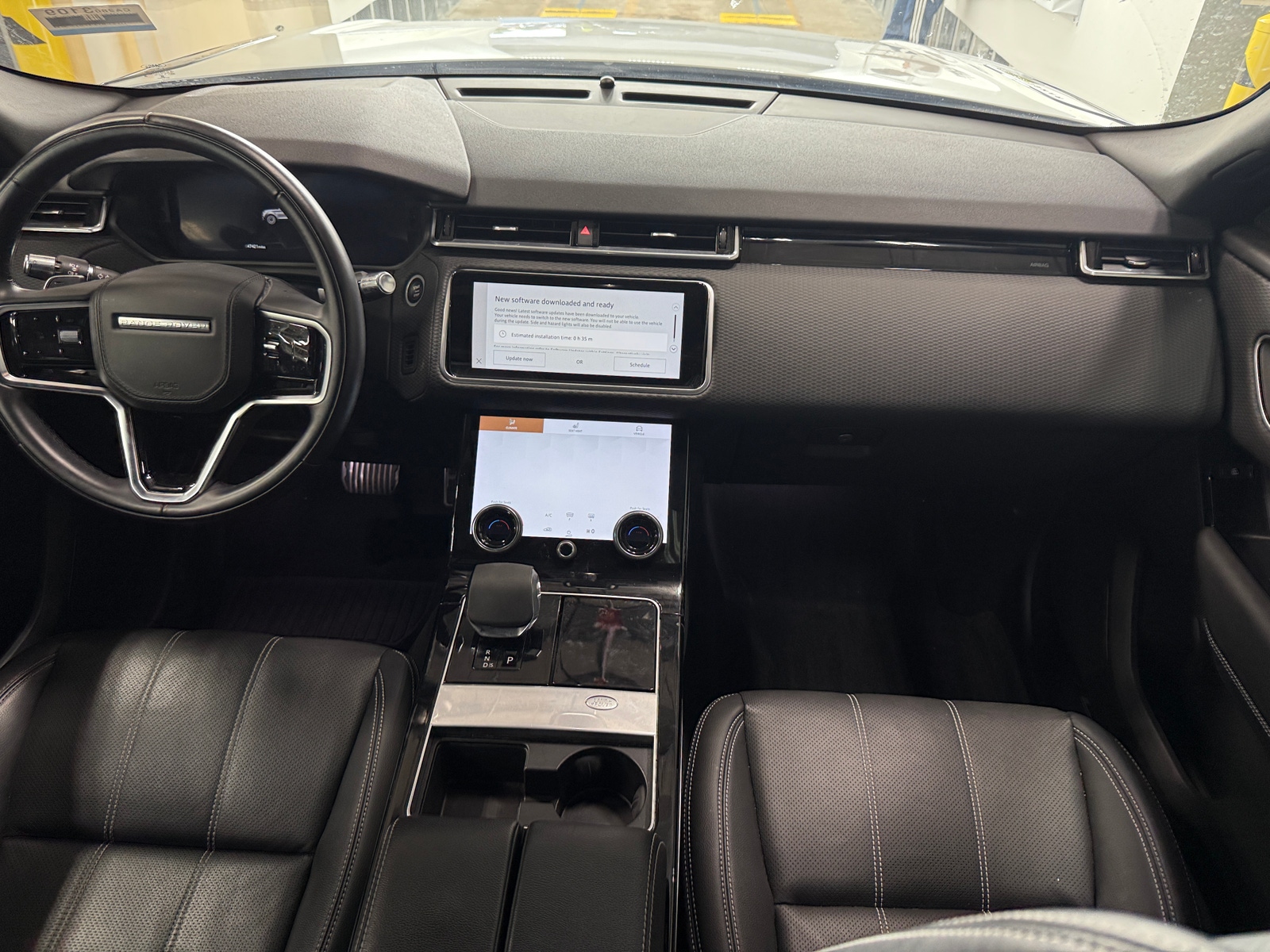 Thumbnail: 2021 Land Rover Range Rover Velar - 2