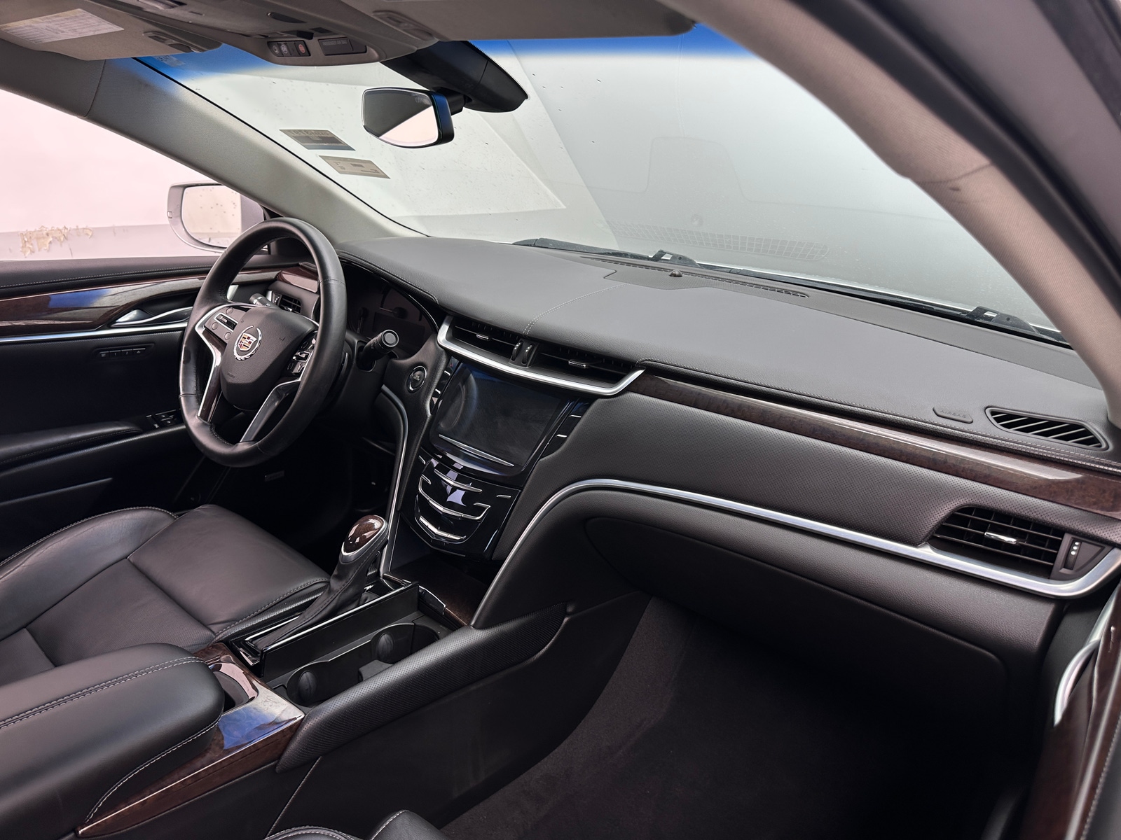 Thumbnail: 2015 Cadillac XTS - 2