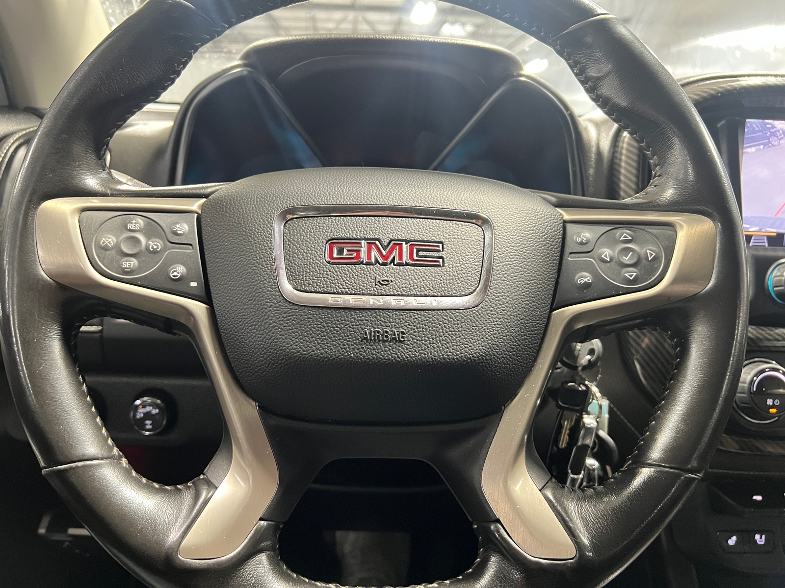 Thumbnail: 2019 GMC Canyon - 4