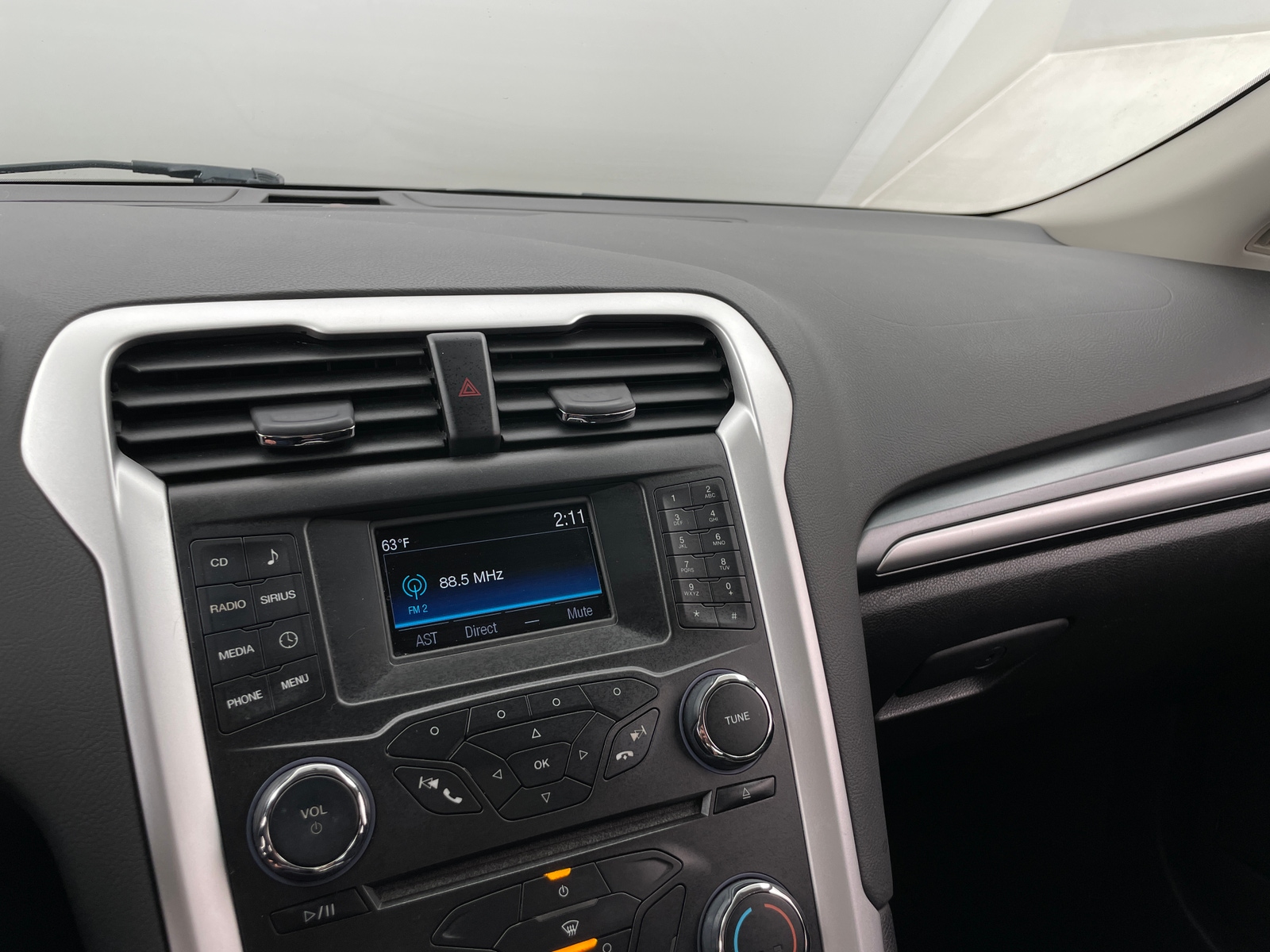 Thumbnail: 2015 Ford Fusion - 4