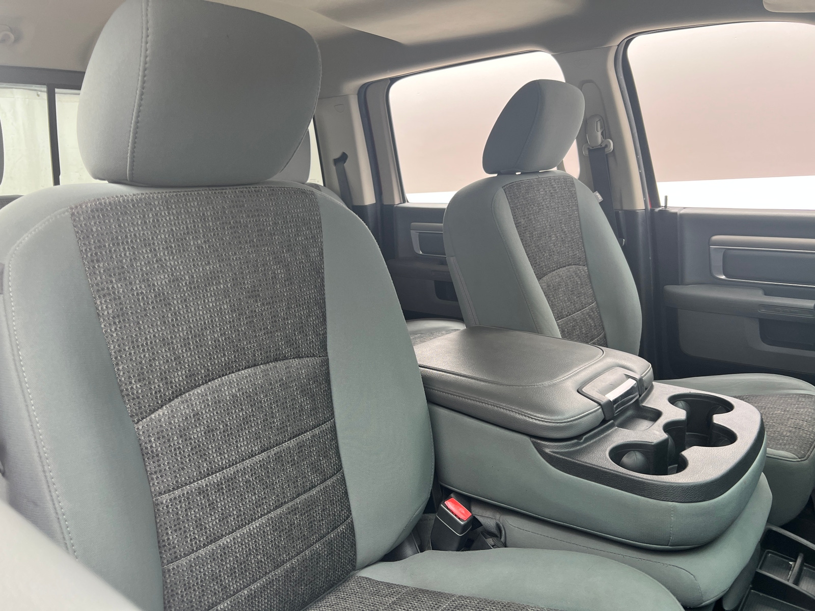 Thumbnail: 2019 RAM 1500 Classic - 2