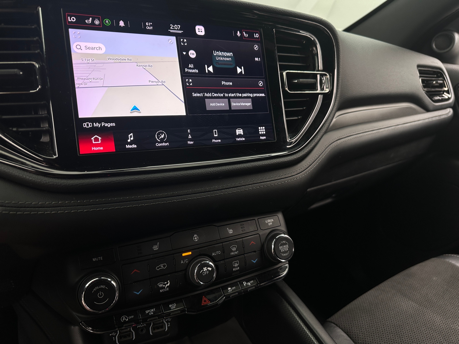 Thumbnail: 2021 Dodge Durango - 3