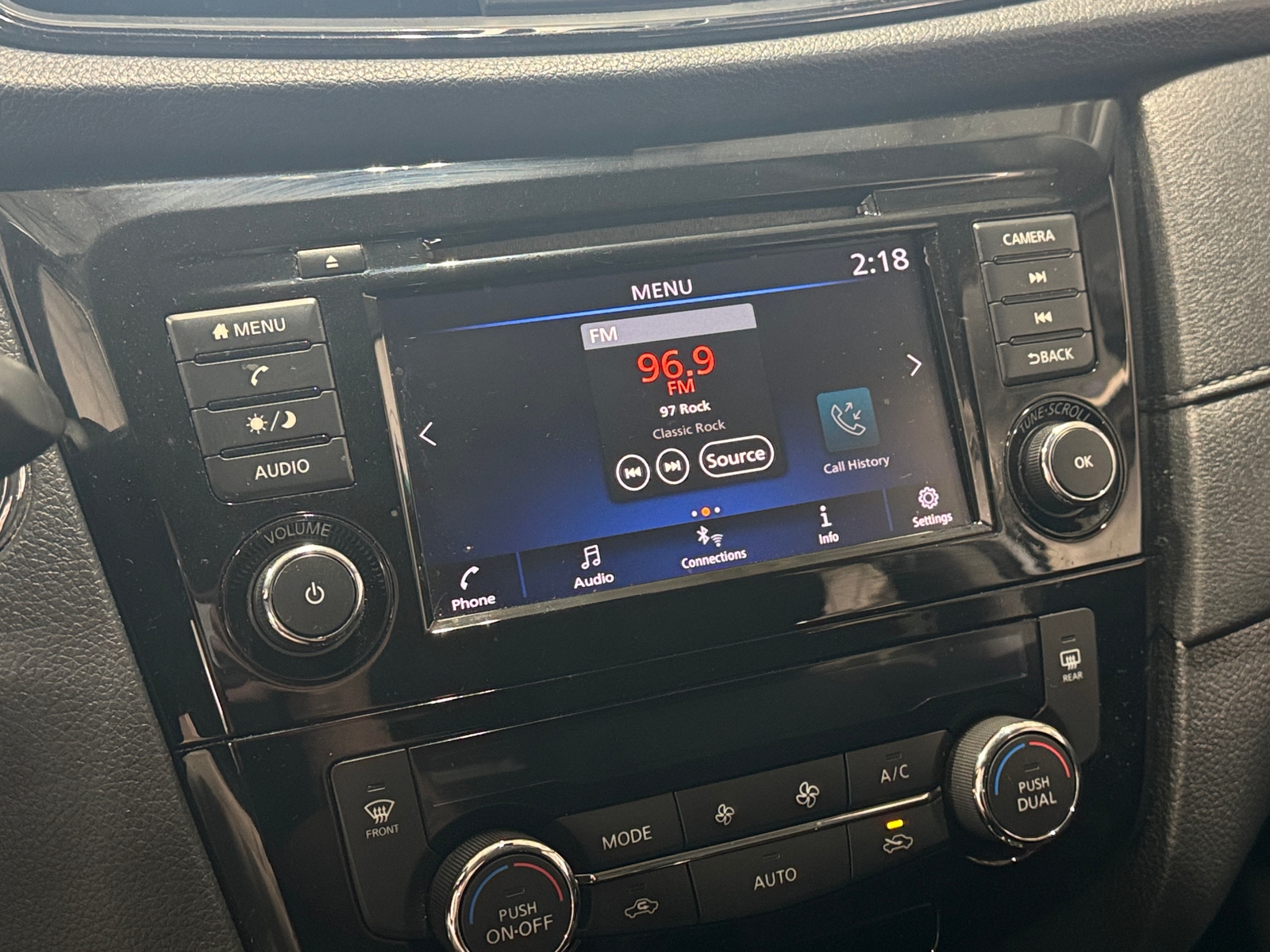 Thumbnail: 2019 Nissan Rogue - 4