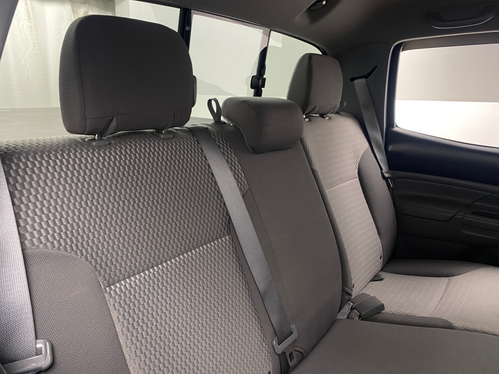 Thumbnail: 2015 Toyota Tacoma - 6