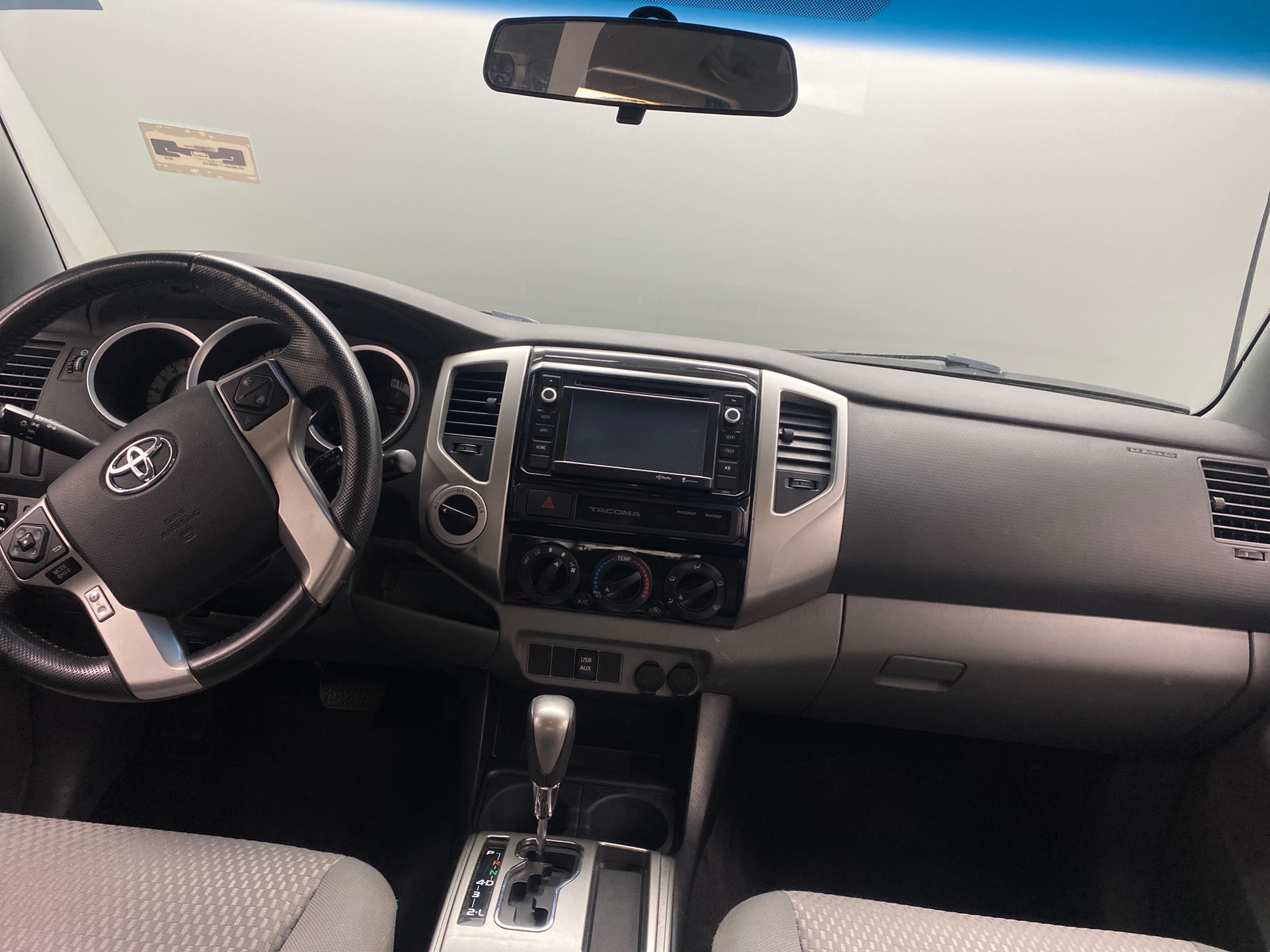 Thumbnail: 2015 Toyota Tacoma - 3