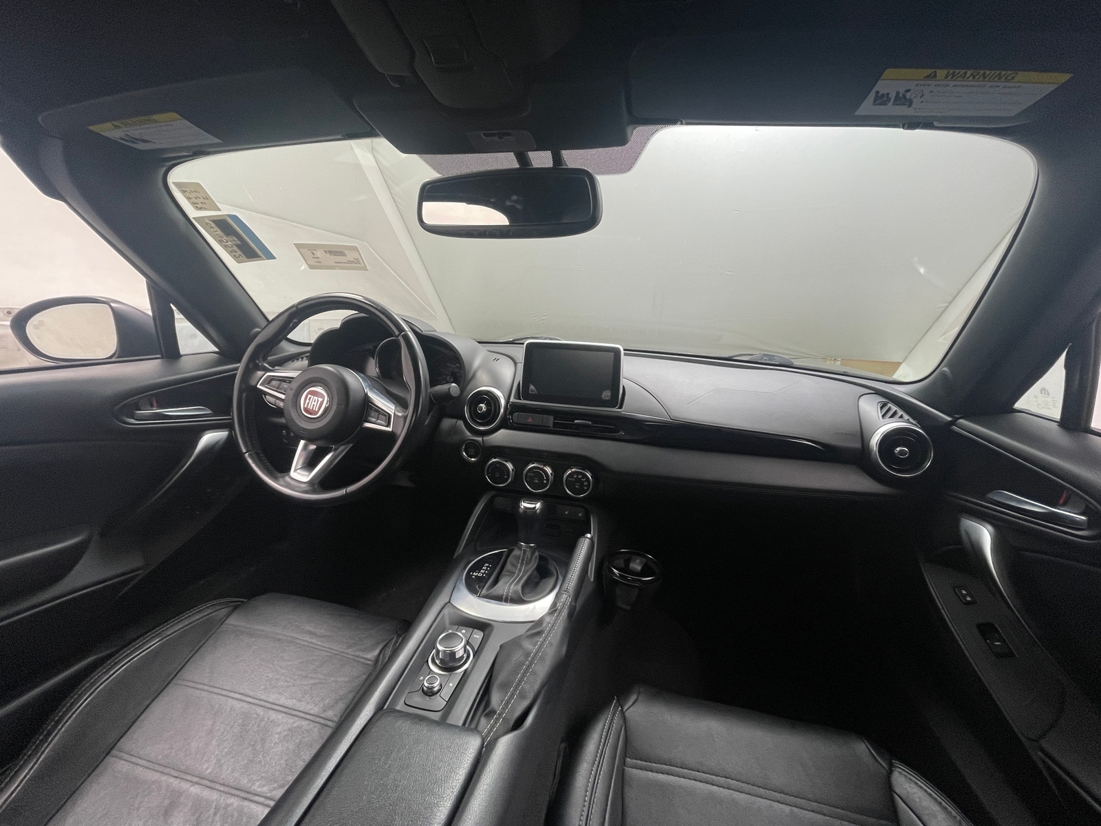Thumbnail: 2017 Fiat 124 Spider - 3