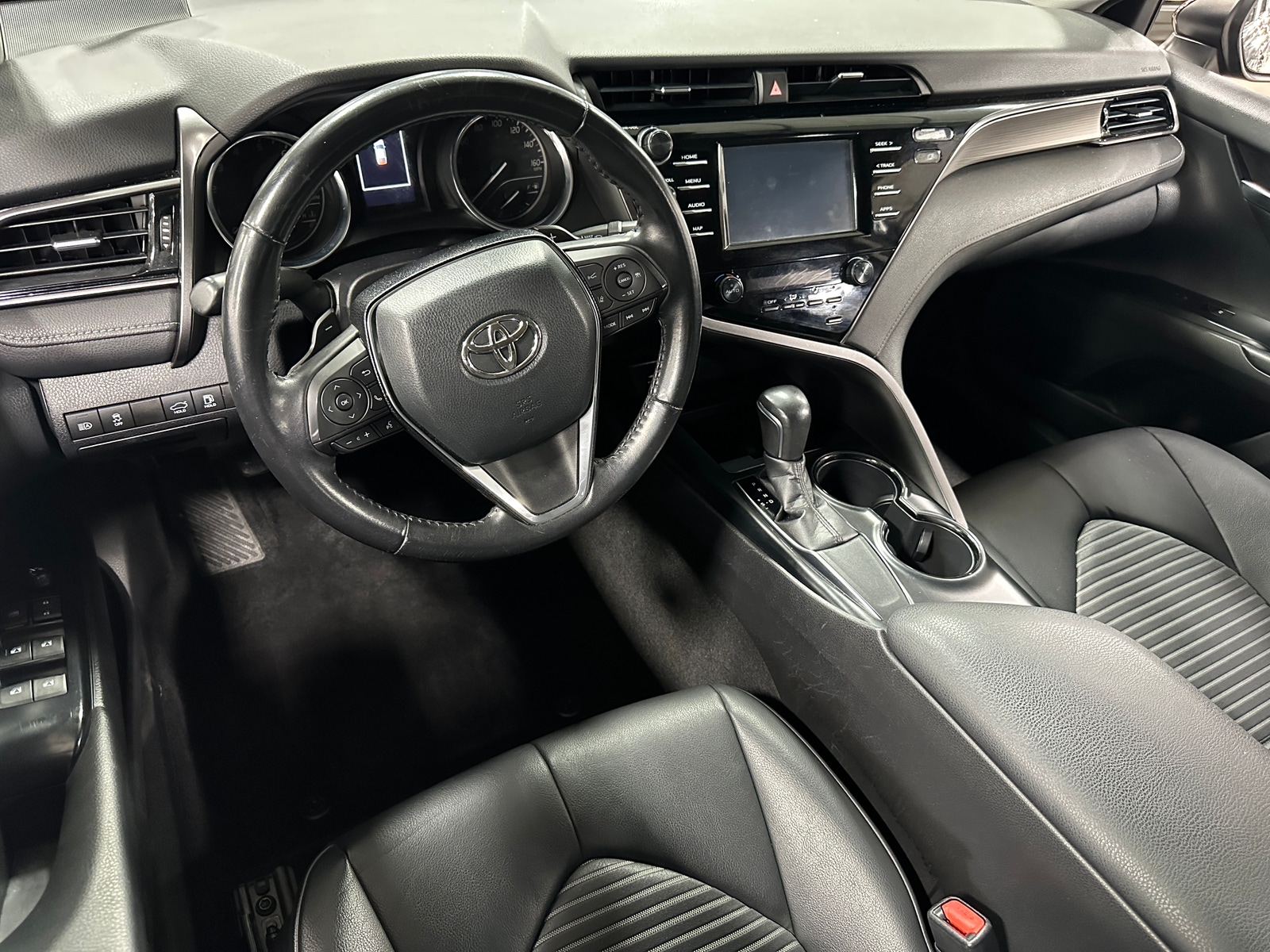 Thumbnail: 2019 Toyota Camry - 3