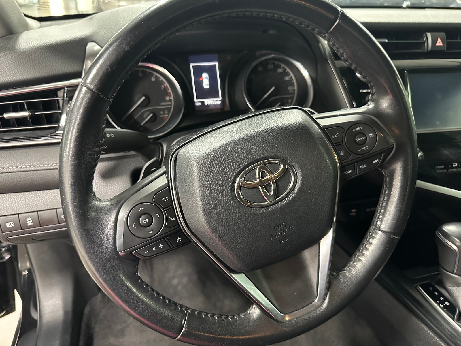 Thumbnail: 2019 Toyota Camry - 5