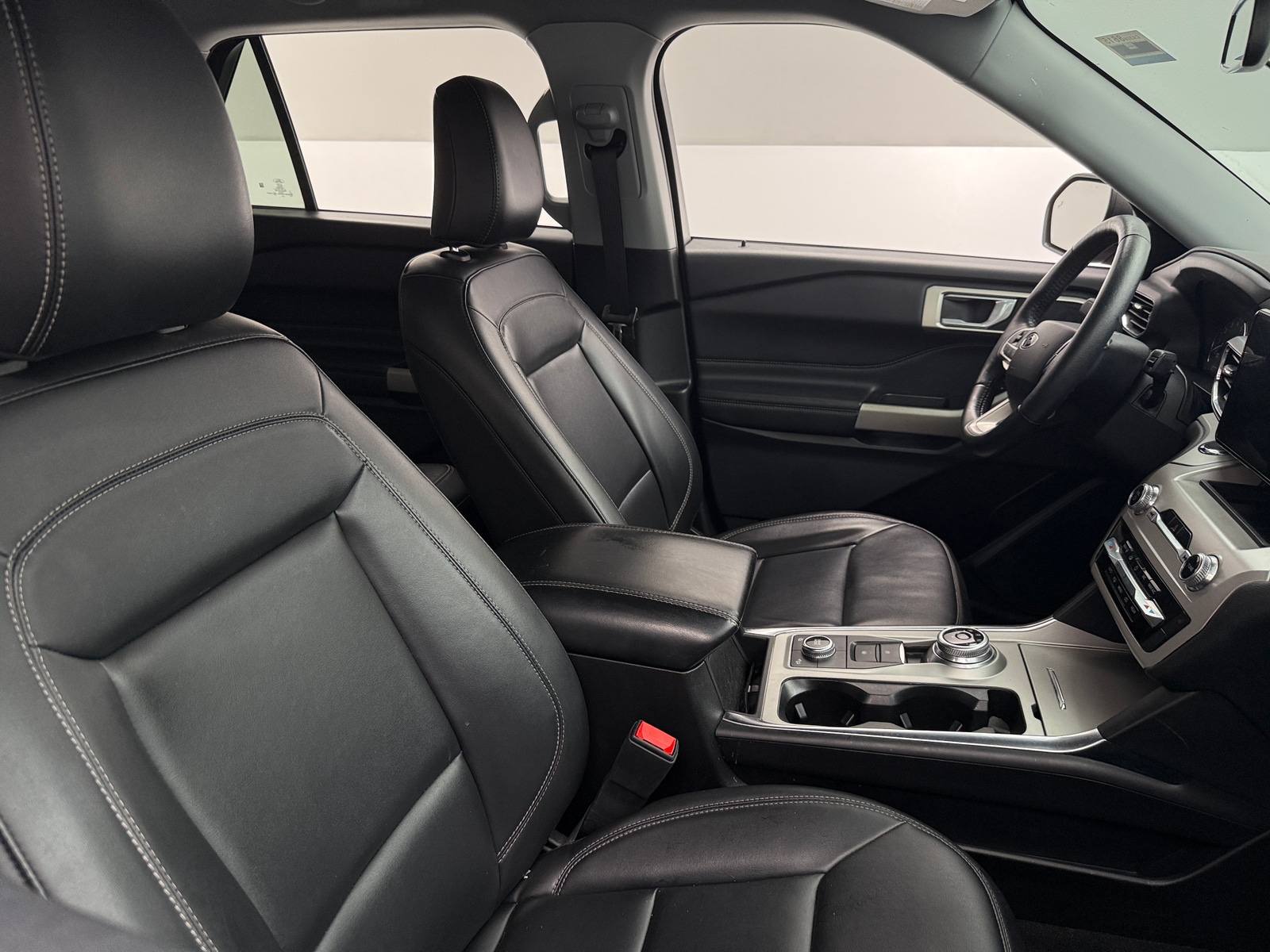 Thumbnail: 2023 Ford Explorer - 2