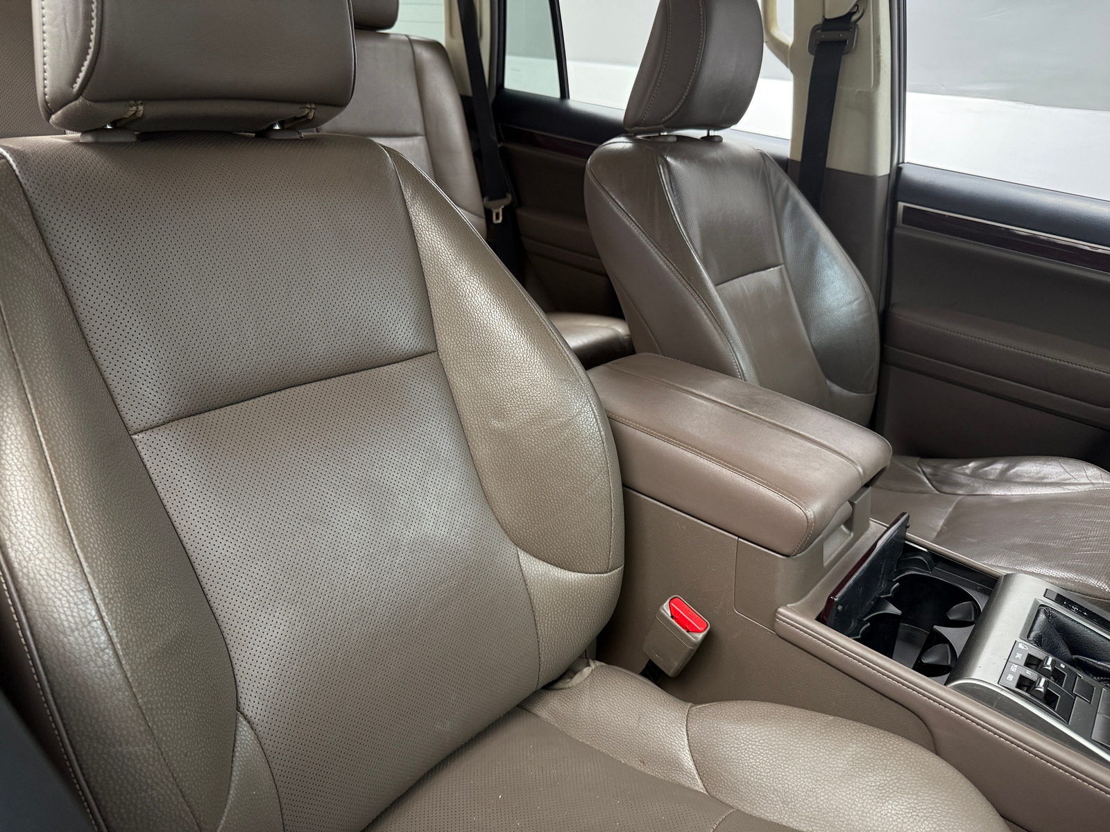 Thumbnail: 2017 Lexus GX - 2