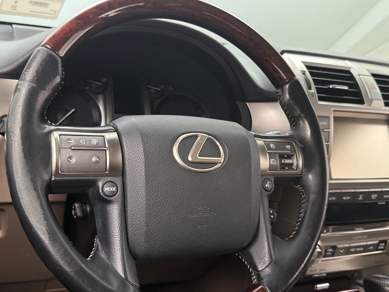 Thumbnail: 2017 Lexus GX - 5