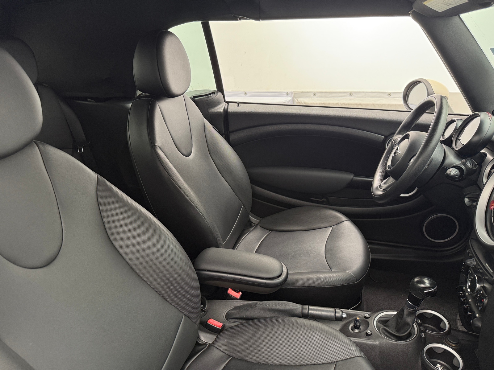 Thumbnail: 2015 MINI Cooper Convertible - 2