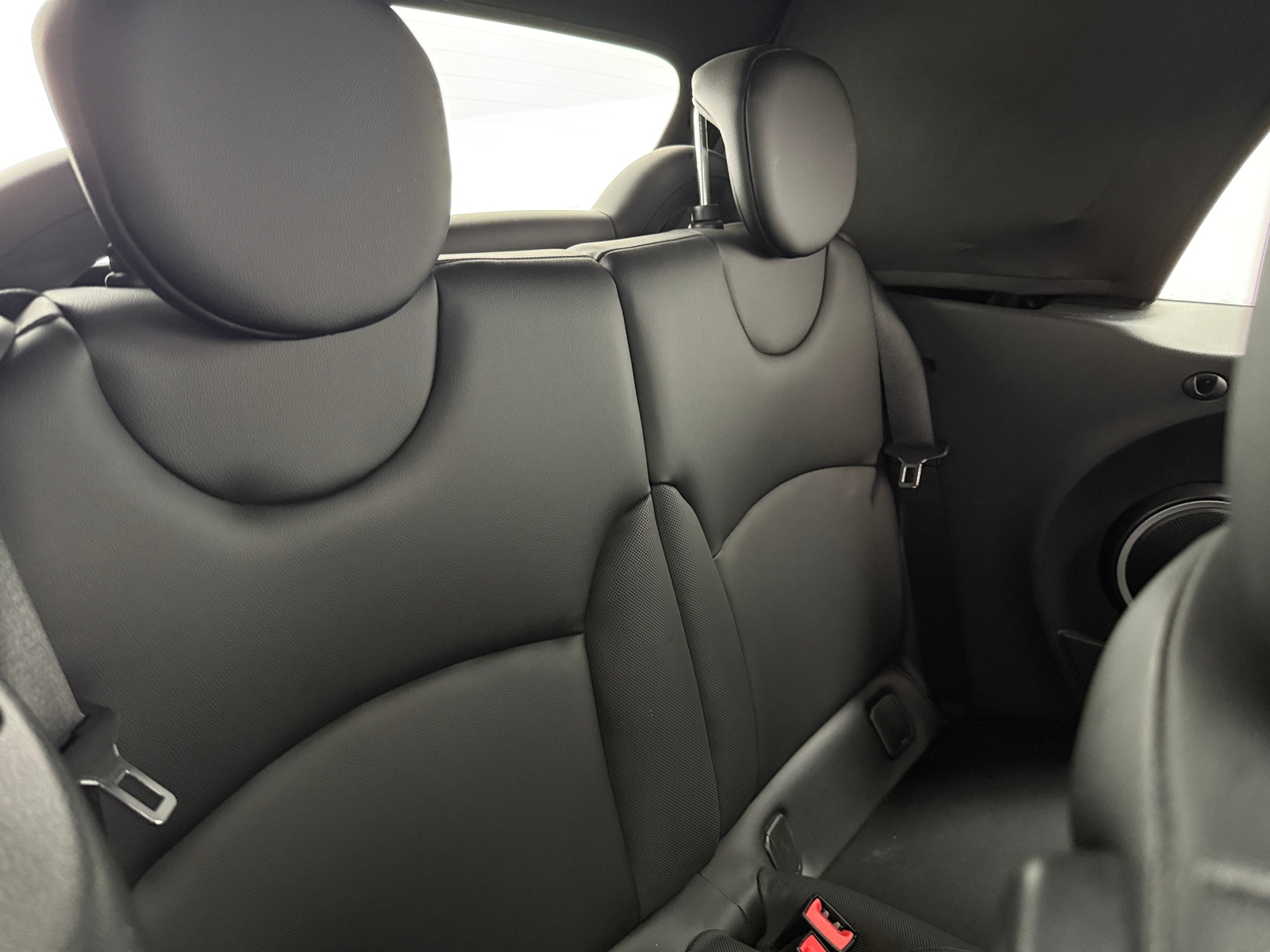 Thumbnail: 2015 MINI Cooper Convertible - 6