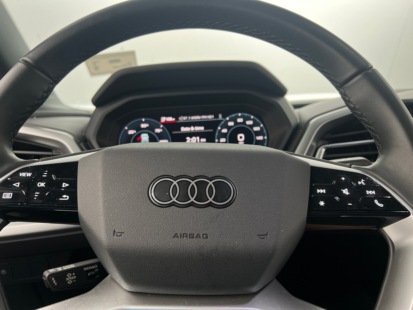 Thumbnail: 2024 Audi Q4 e-tron - 4