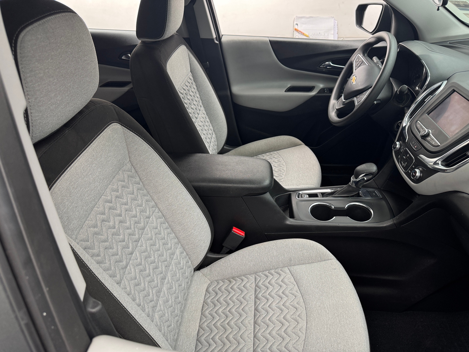 Thumbnail: 2023 Chevrolet Equinox - 2
