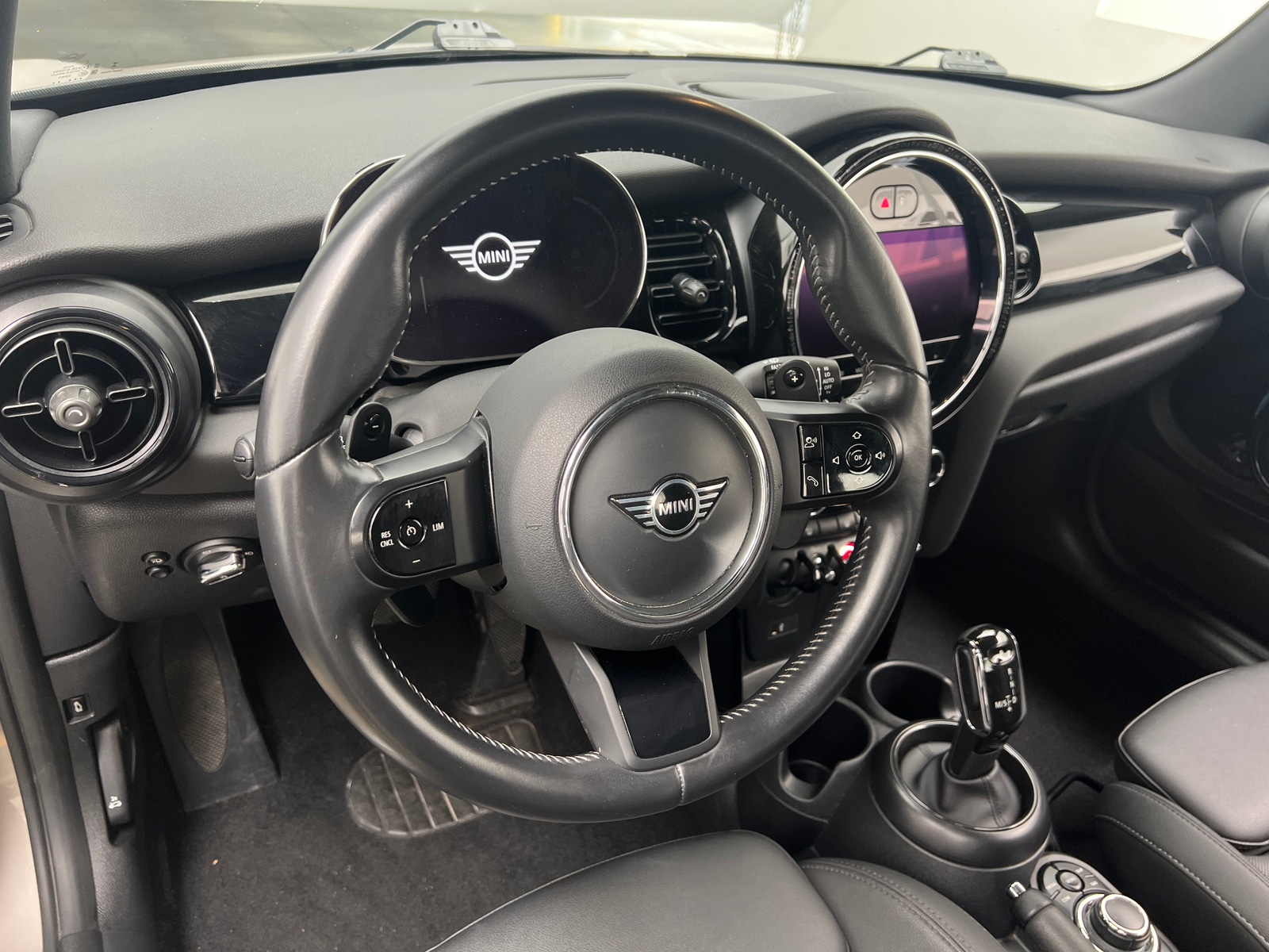 Thumbnail: 2024 MINI Cooper Convertible - 4