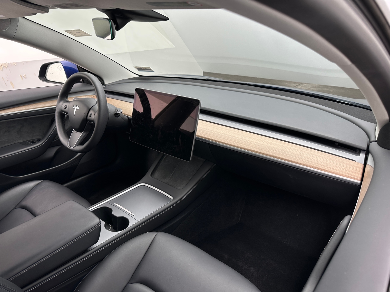 Thumbnail: 2023 Tesla Model 3 - 2