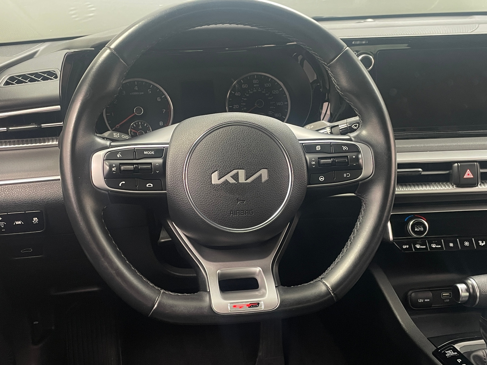 Thumbnail: 2022 Kia K5 - 4
