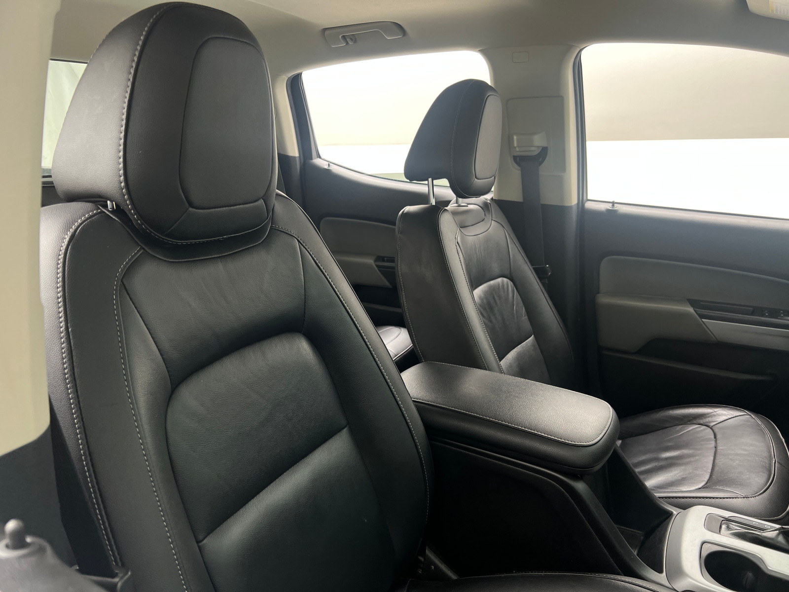 Thumbnail: 2018 Chevrolet Colorado - 2