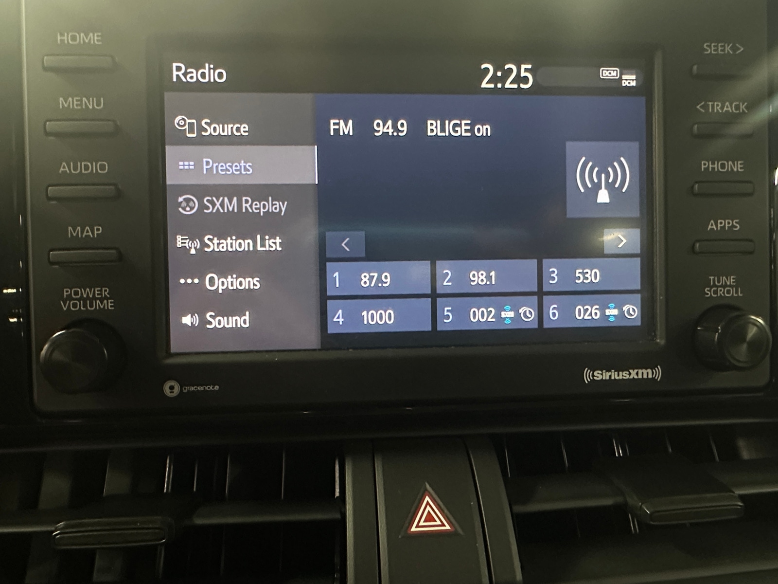Thumbnail: 2021 Toyota RAV4 - 4