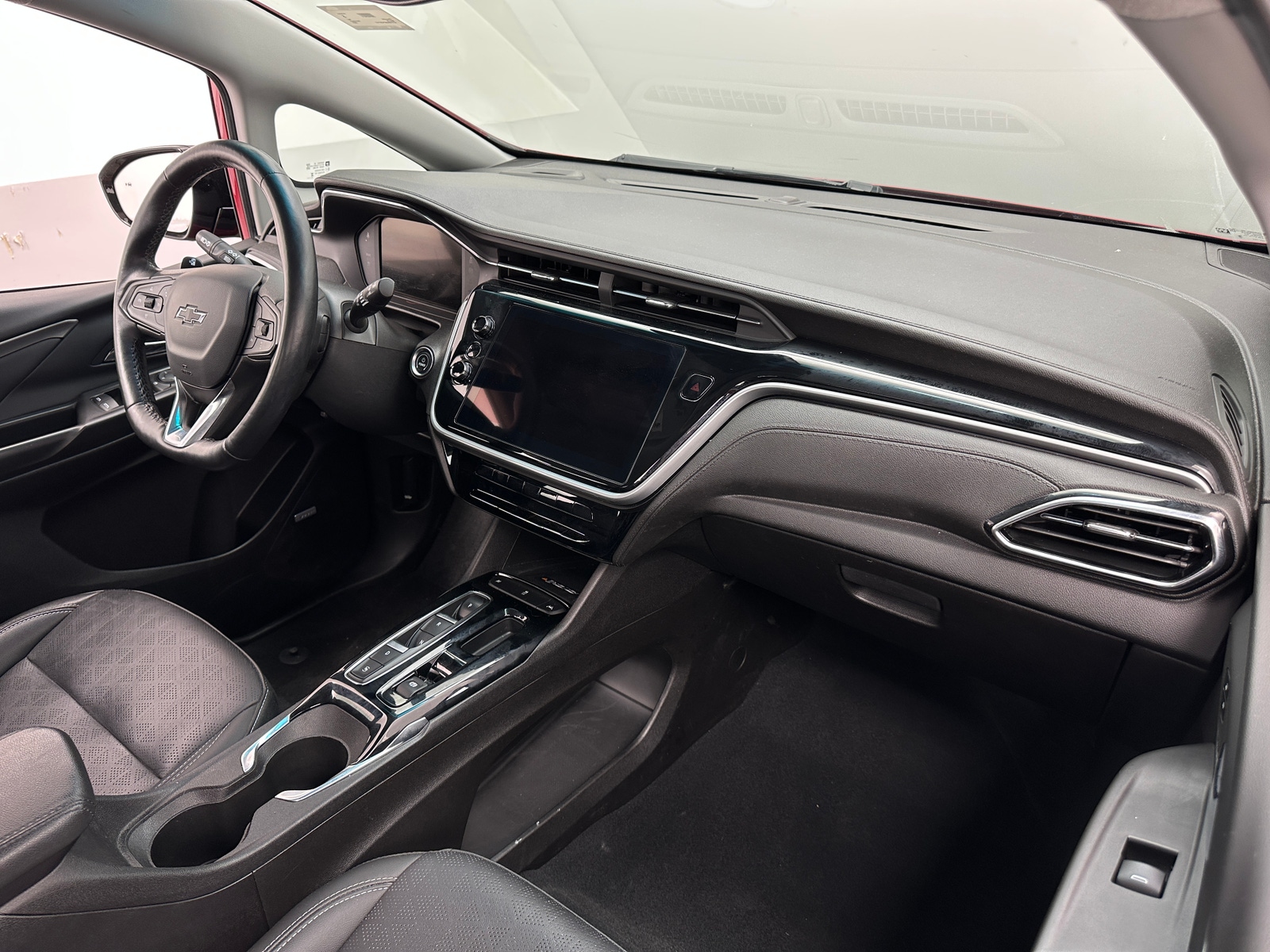 Thumbnail: 2023 Chevrolet Bolt EV - 2