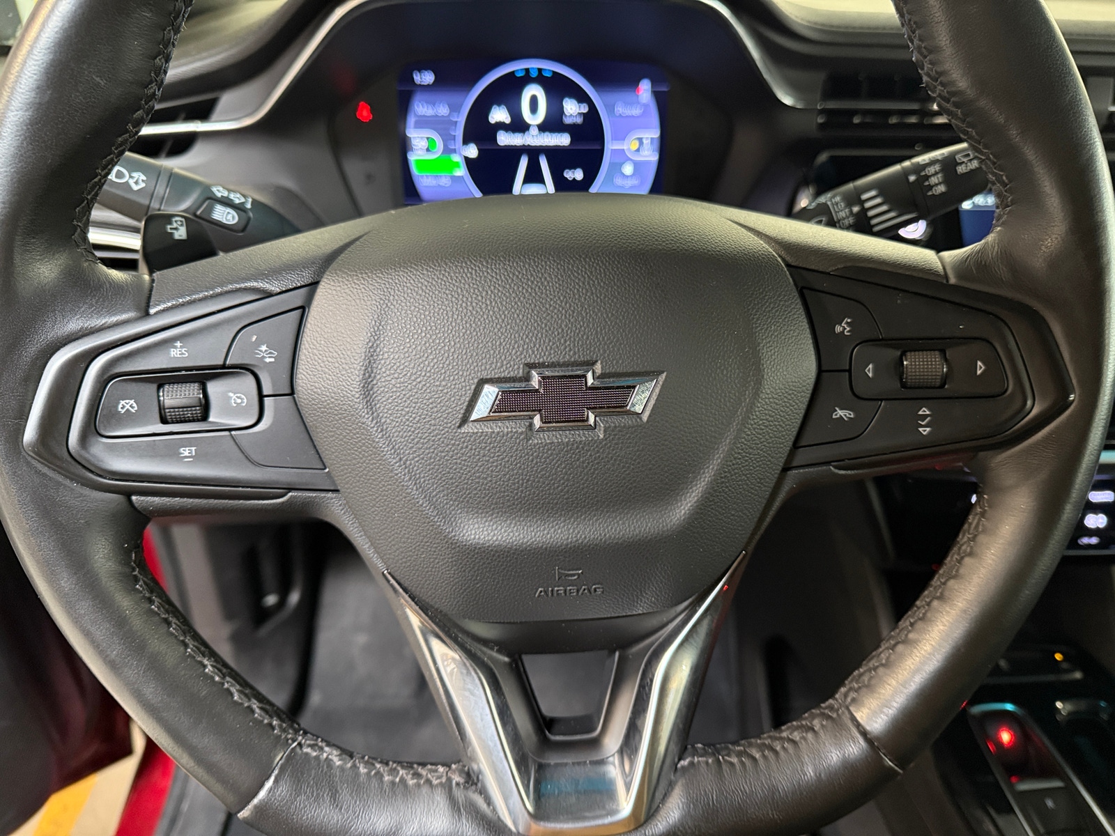 Thumbnail: 2023 Chevrolet Bolt EV - 4