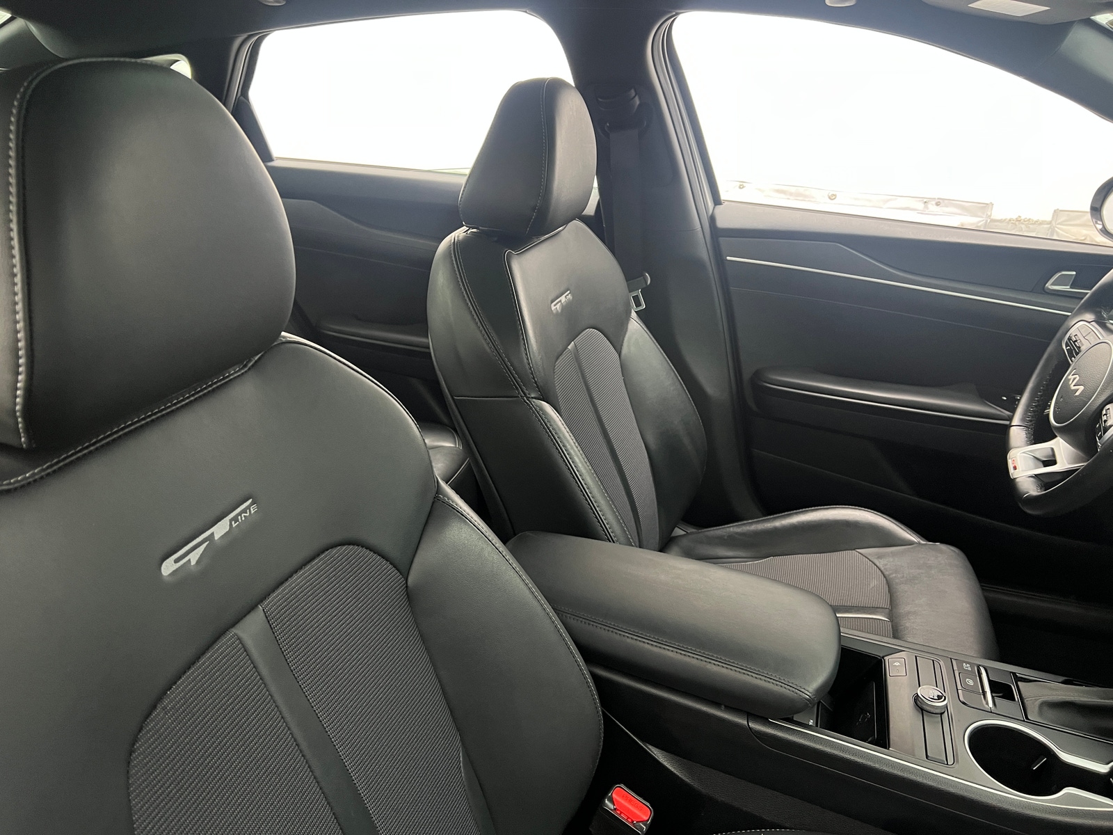 Thumbnail: 2022 Kia K5 - 2