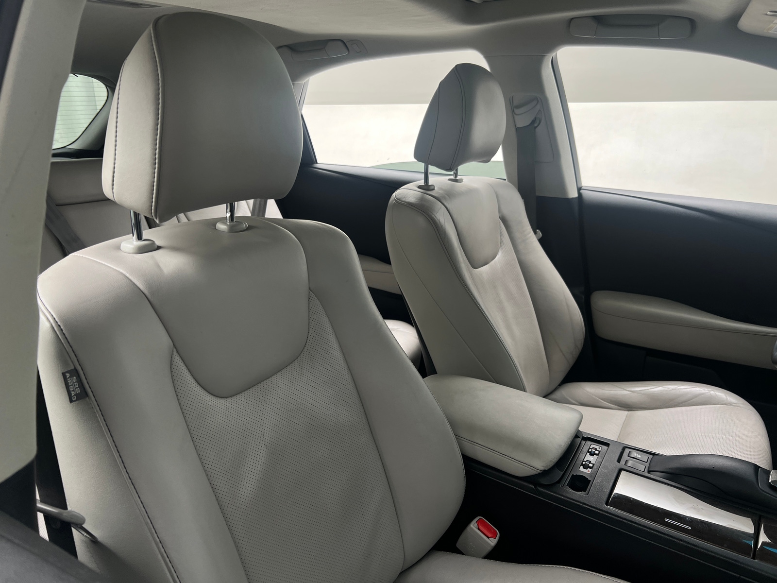 Thumbnail: 2015 Lexus RX - 2