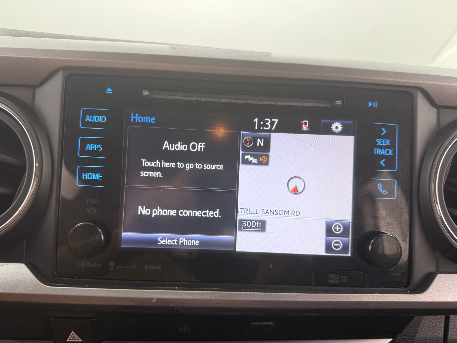 Thumbnail: 2019 Toyota Tacoma - 4