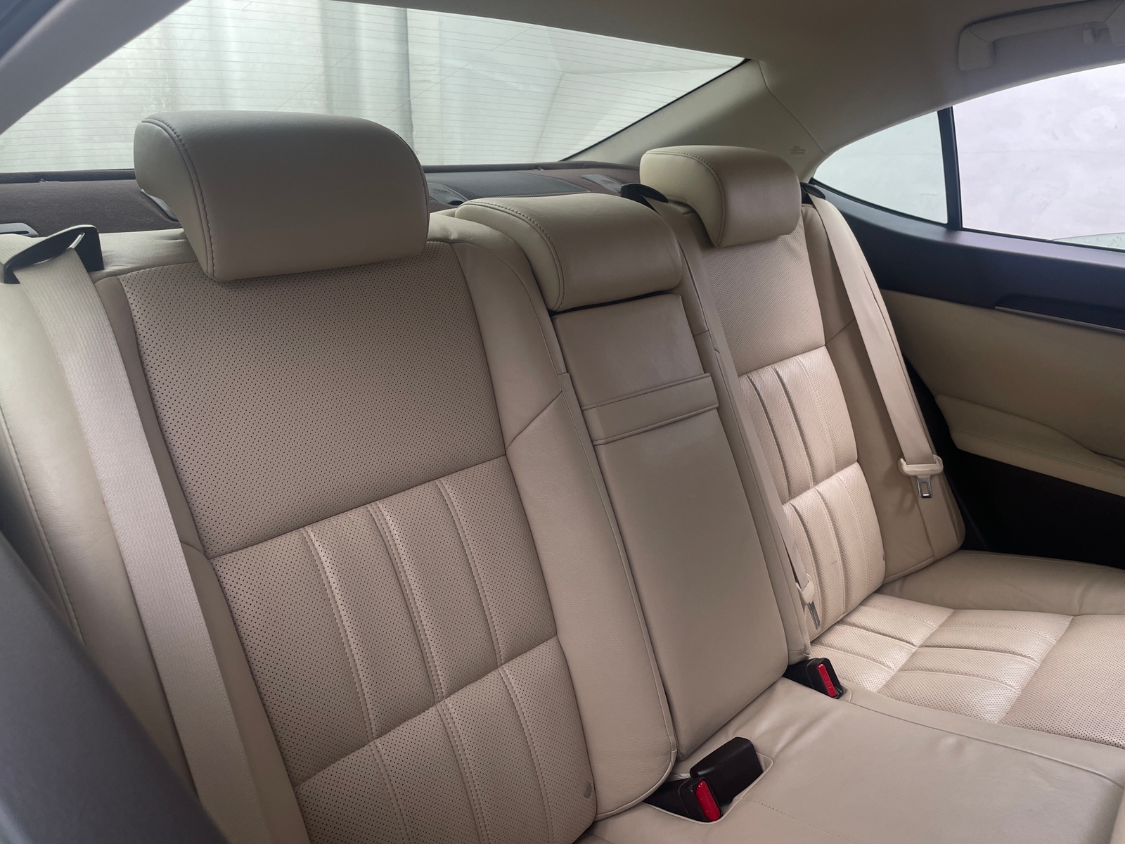 Thumbnail: 2016 Lexus ES - 5