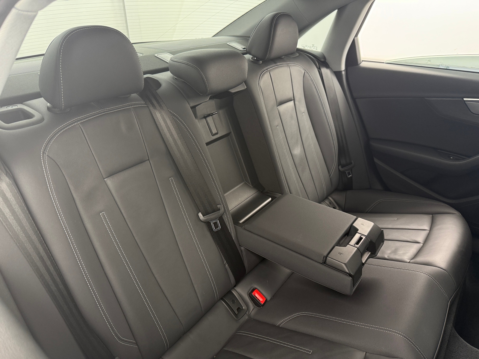 Thumbnail: 2021 Audi A4 - 5