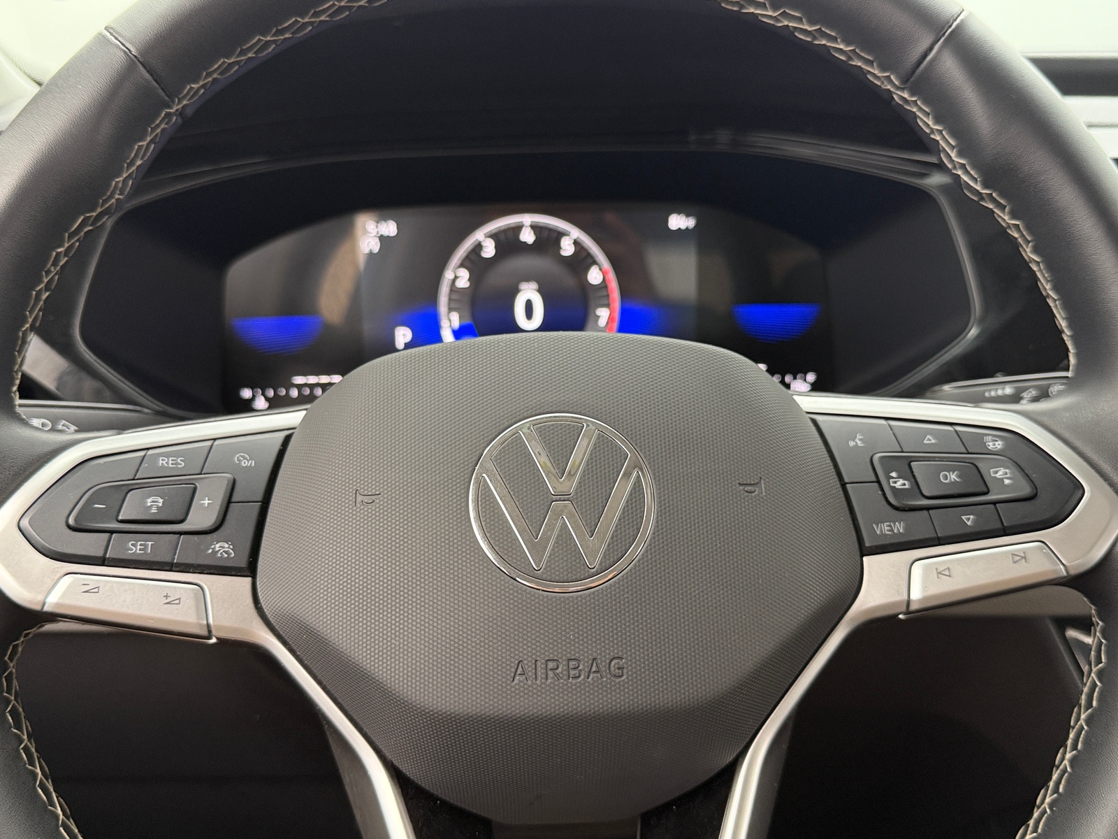 Thumbnail: 2024 Volkswagen Taos - 5