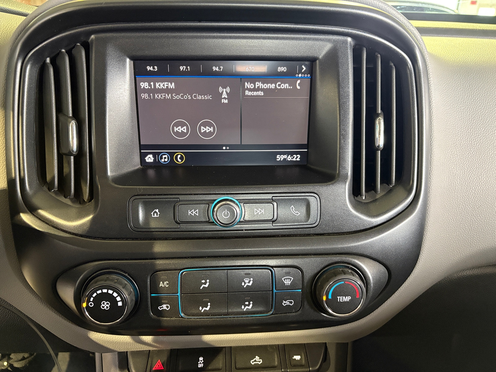 Thumbnail: 2020 Chevrolet Colorado - 4