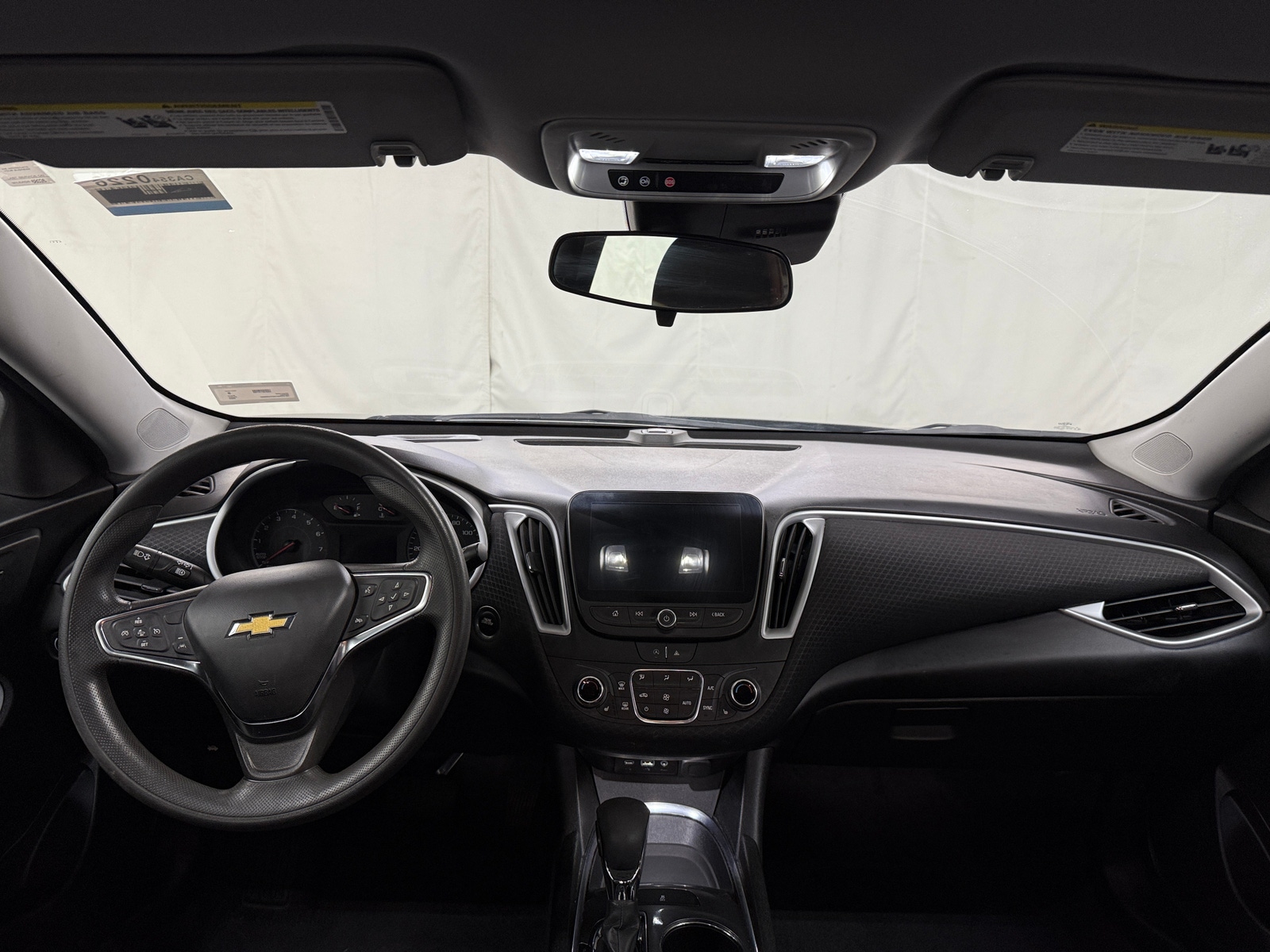Thumbnail: 2023 Chevrolet Malibu - 3