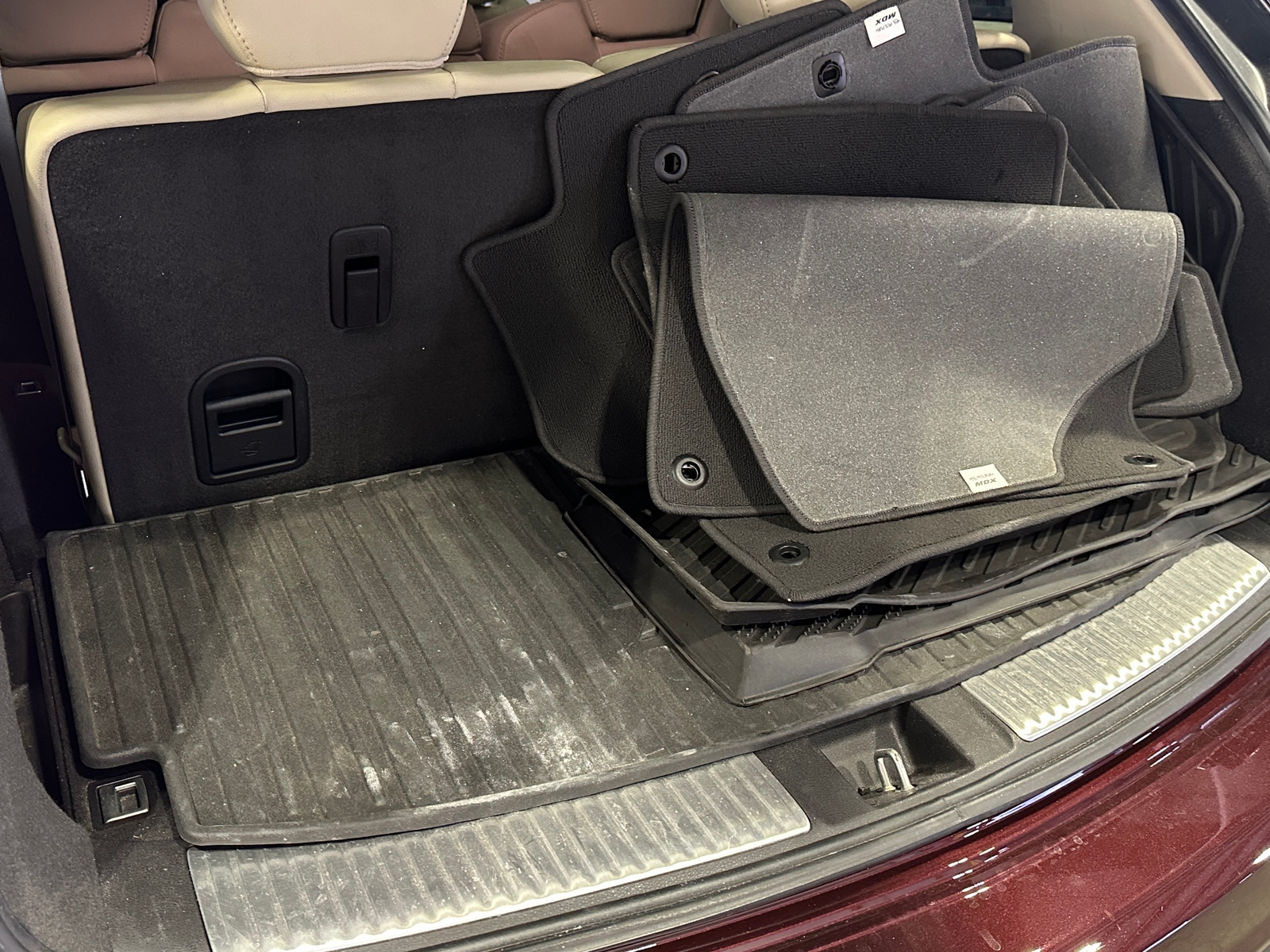 Thumbnail: 2016 Acura MDX - 6