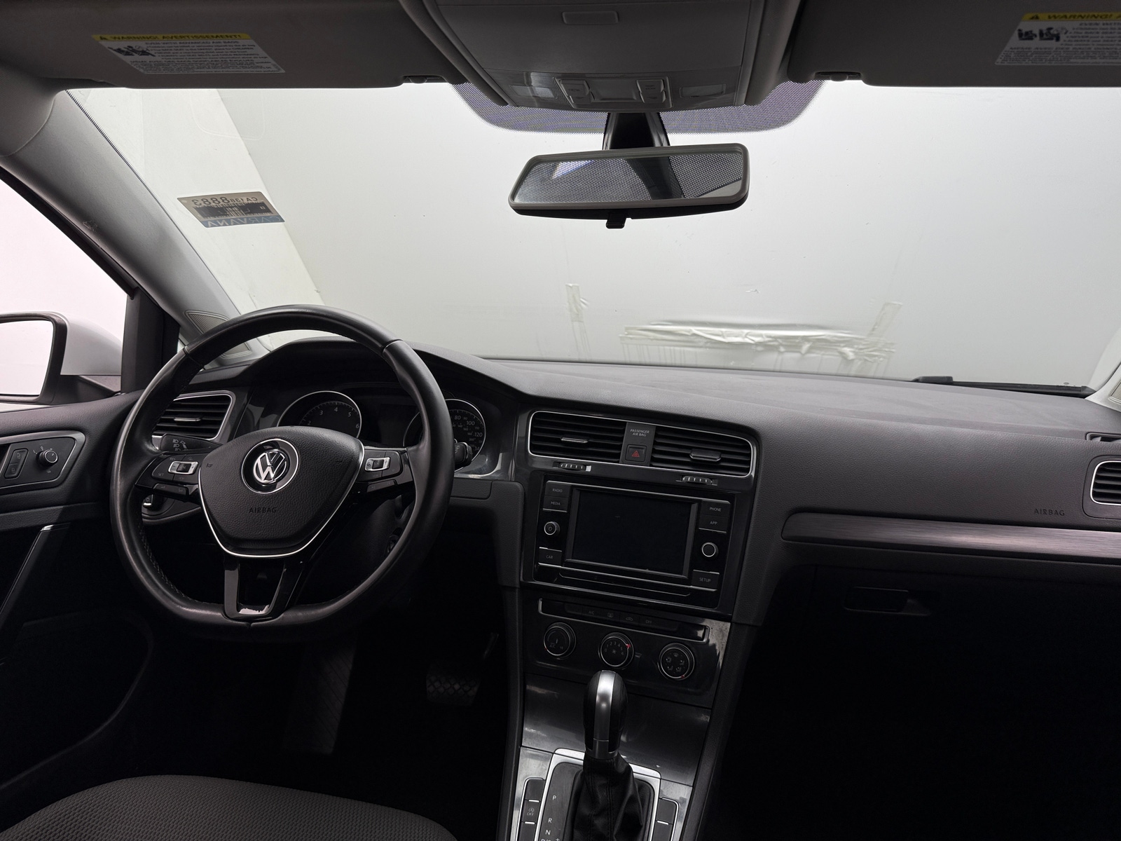 Thumbnail: 2019 Volkswagen Golf - 3
