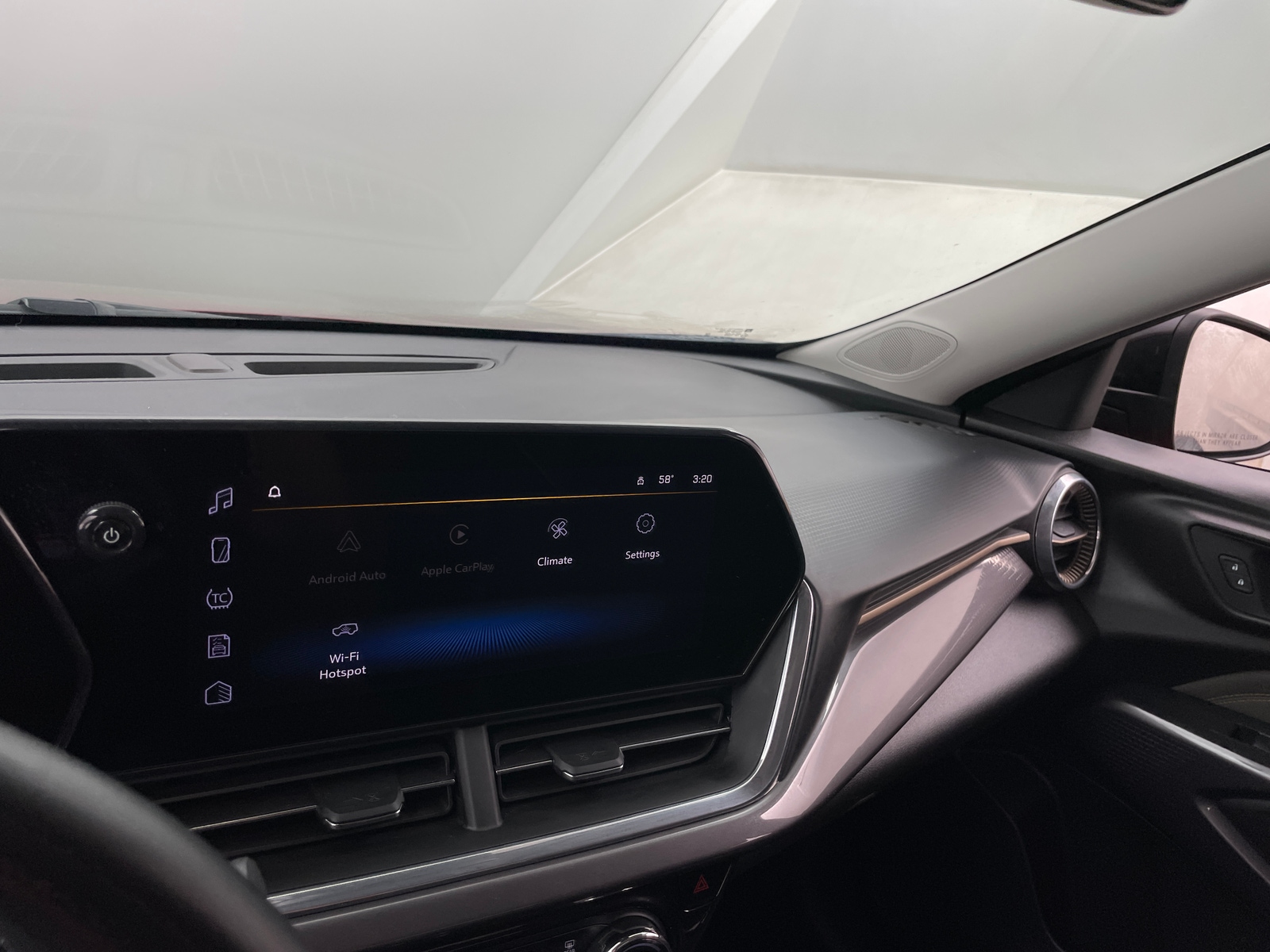 Thumbnail: 2024 Chevrolet Trax - 3