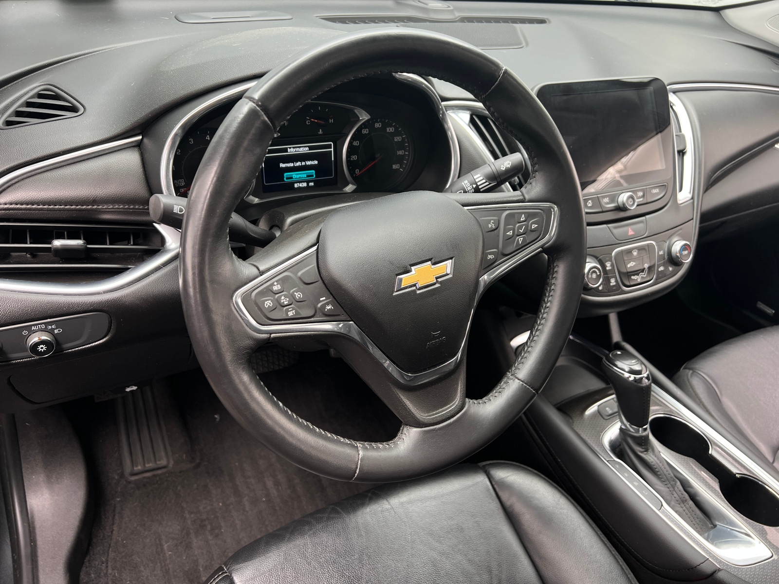 Thumbnail: 2016 Chevrolet Malibu - 5