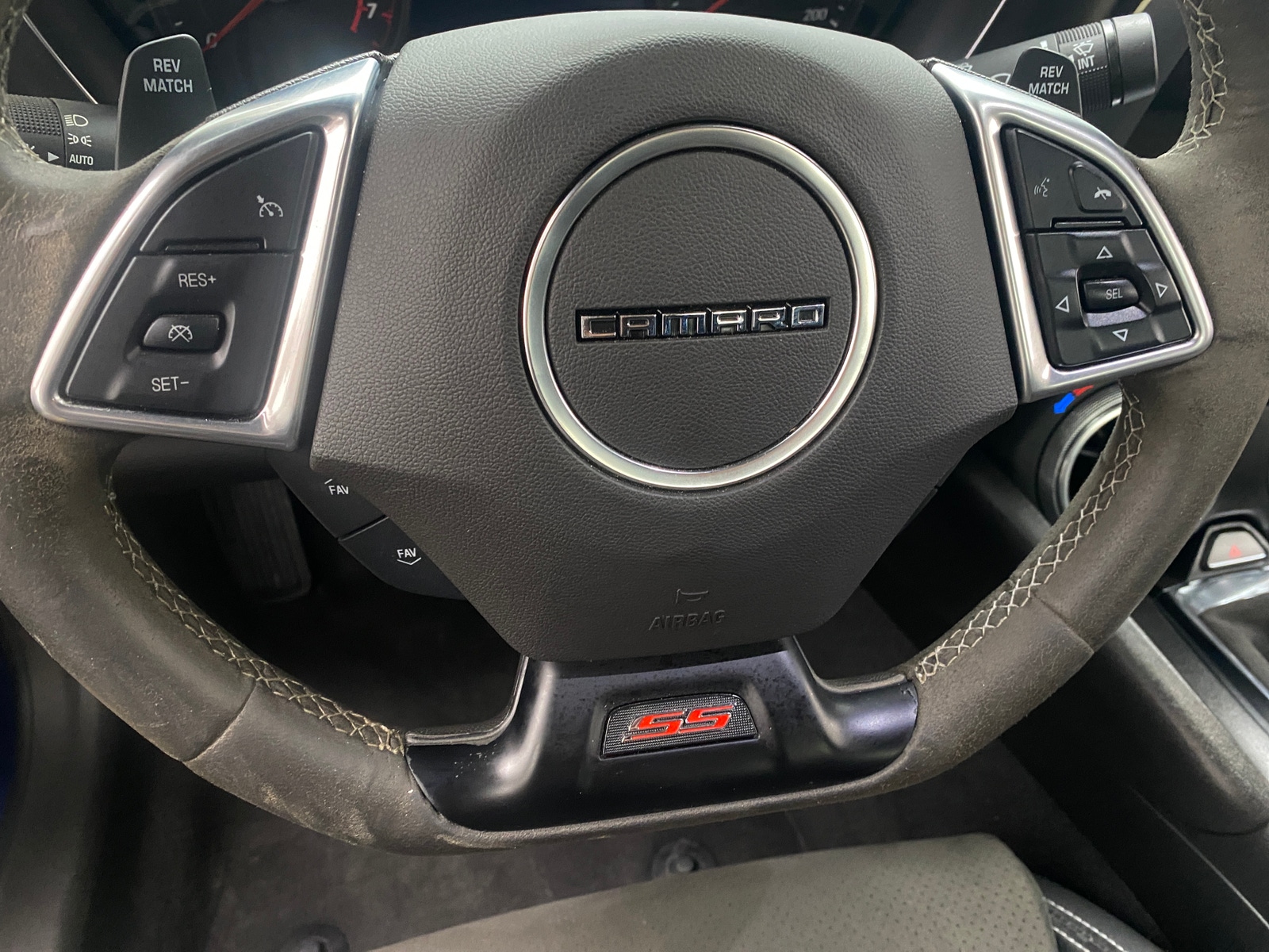 Thumbnail: 2019 Chevrolet Camaro - 4