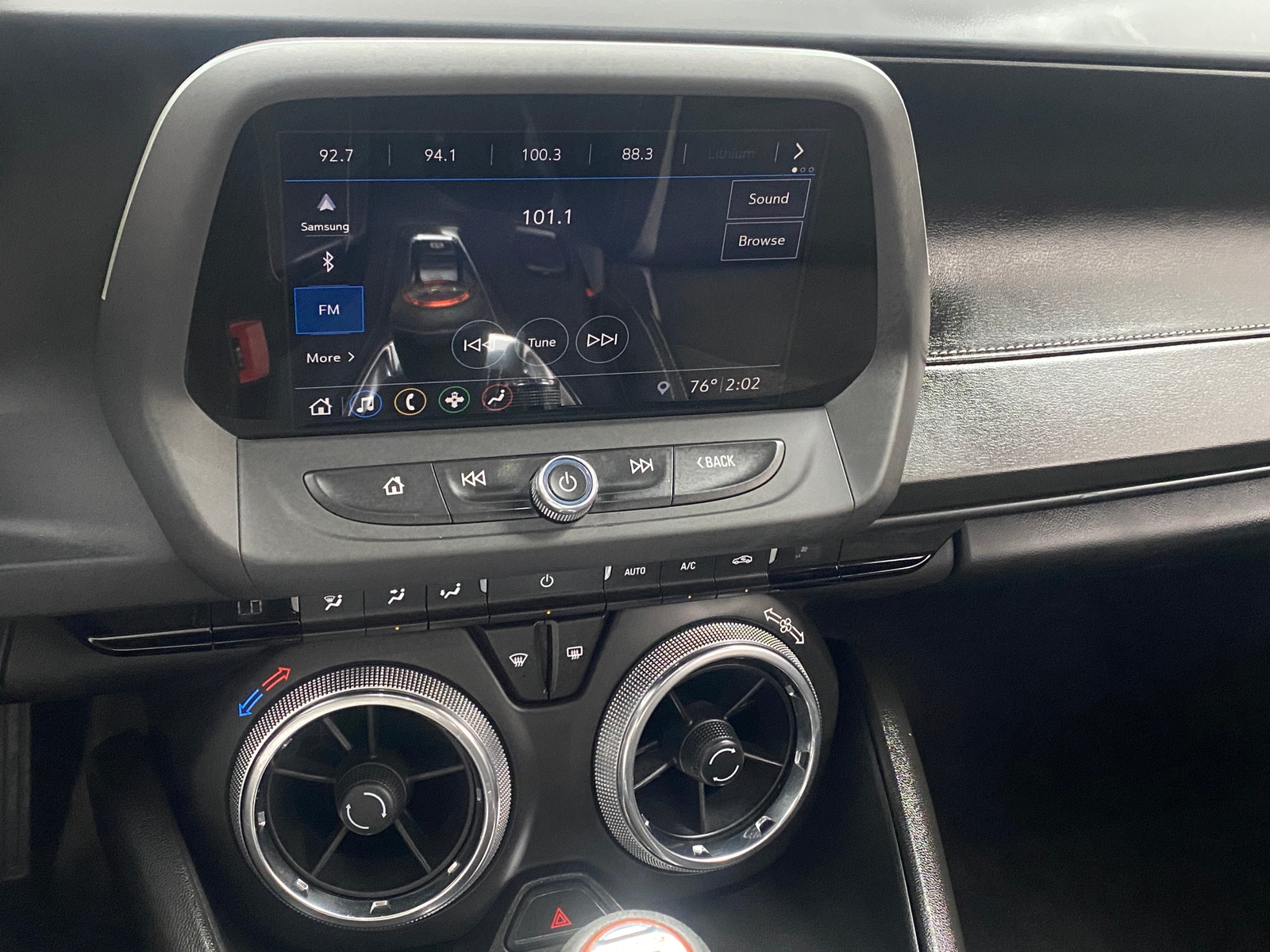 Thumbnail: 2019 Chevrolet Camaro - 3