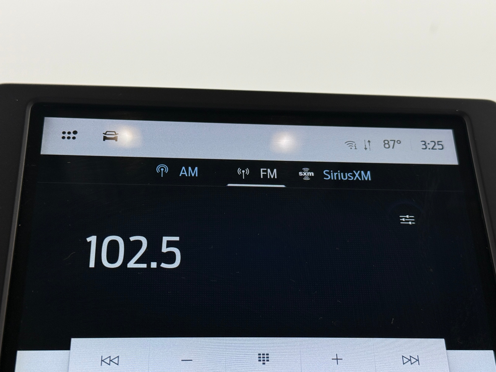 Thumbnail: 2024 Ford Edge - 3