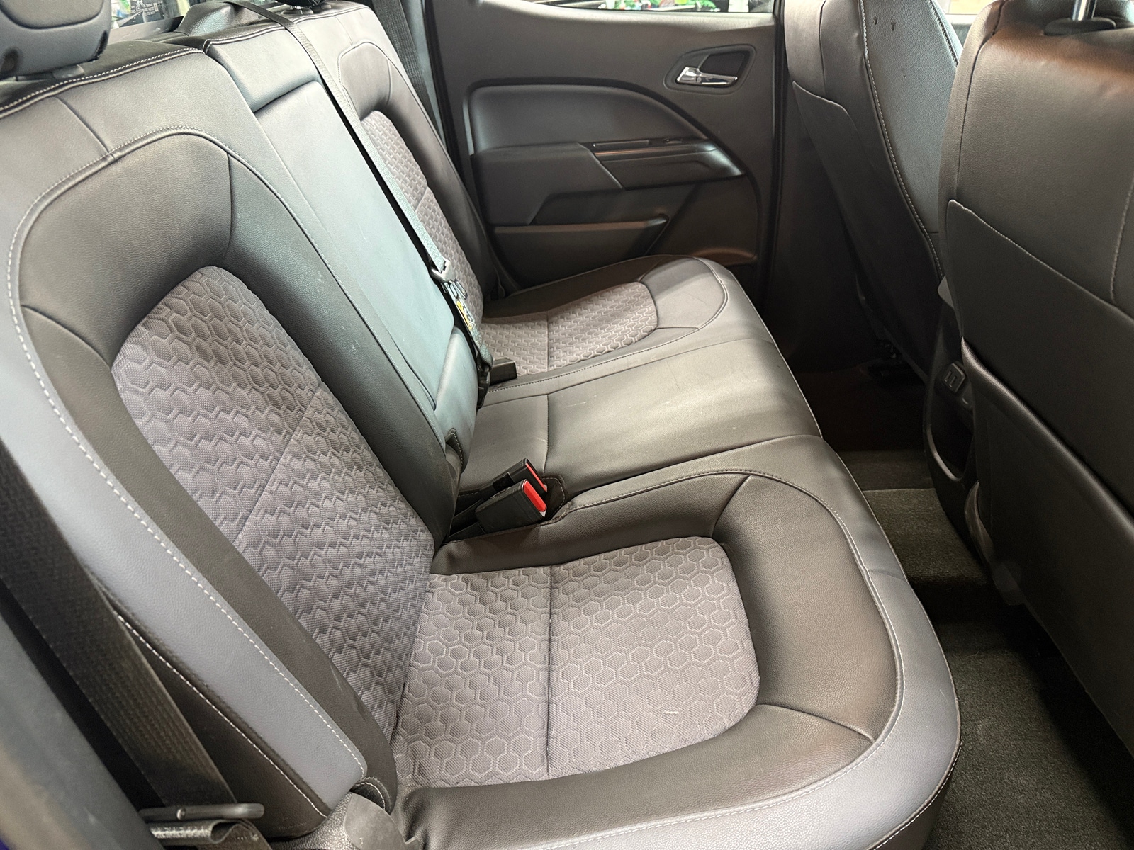 Thumbnail: 2016 Chevrolet Colorado - 5